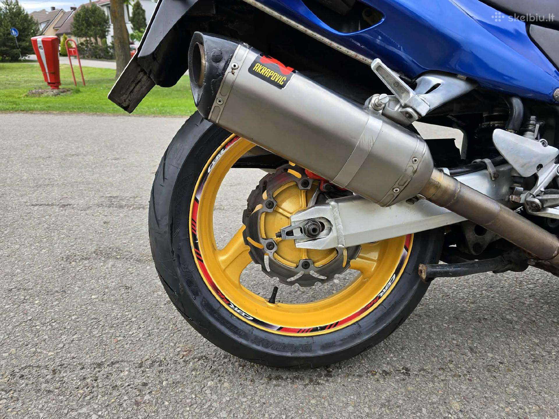 Honda CBR 1100cc, спортбайки / superbikes