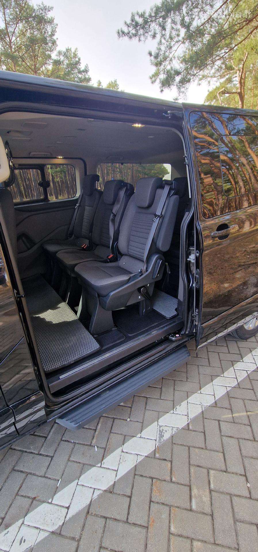 Ford Tourneo Custom, keleivinis mikroautobusas
