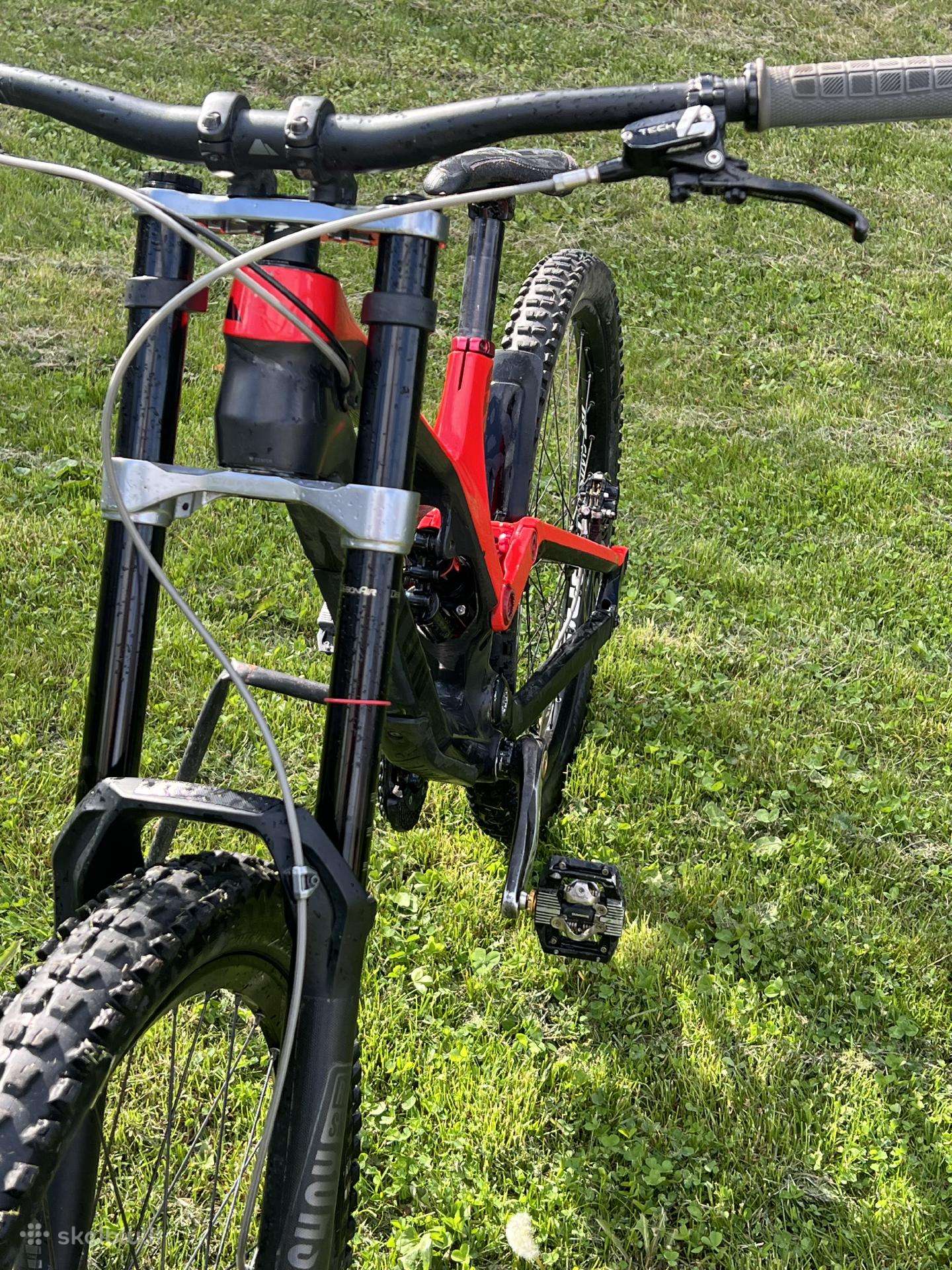 Kalnų dviratis Canyon 27.5″