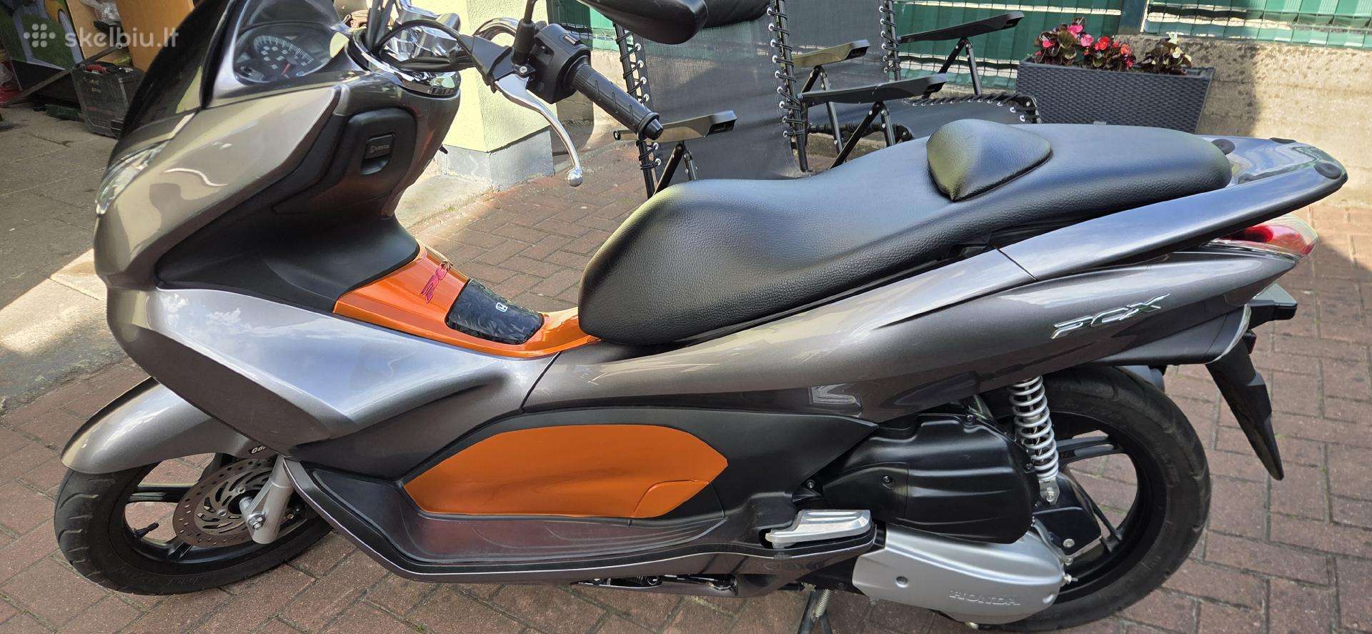 Honda PCX 125cc, motoroleriai / mopedai
