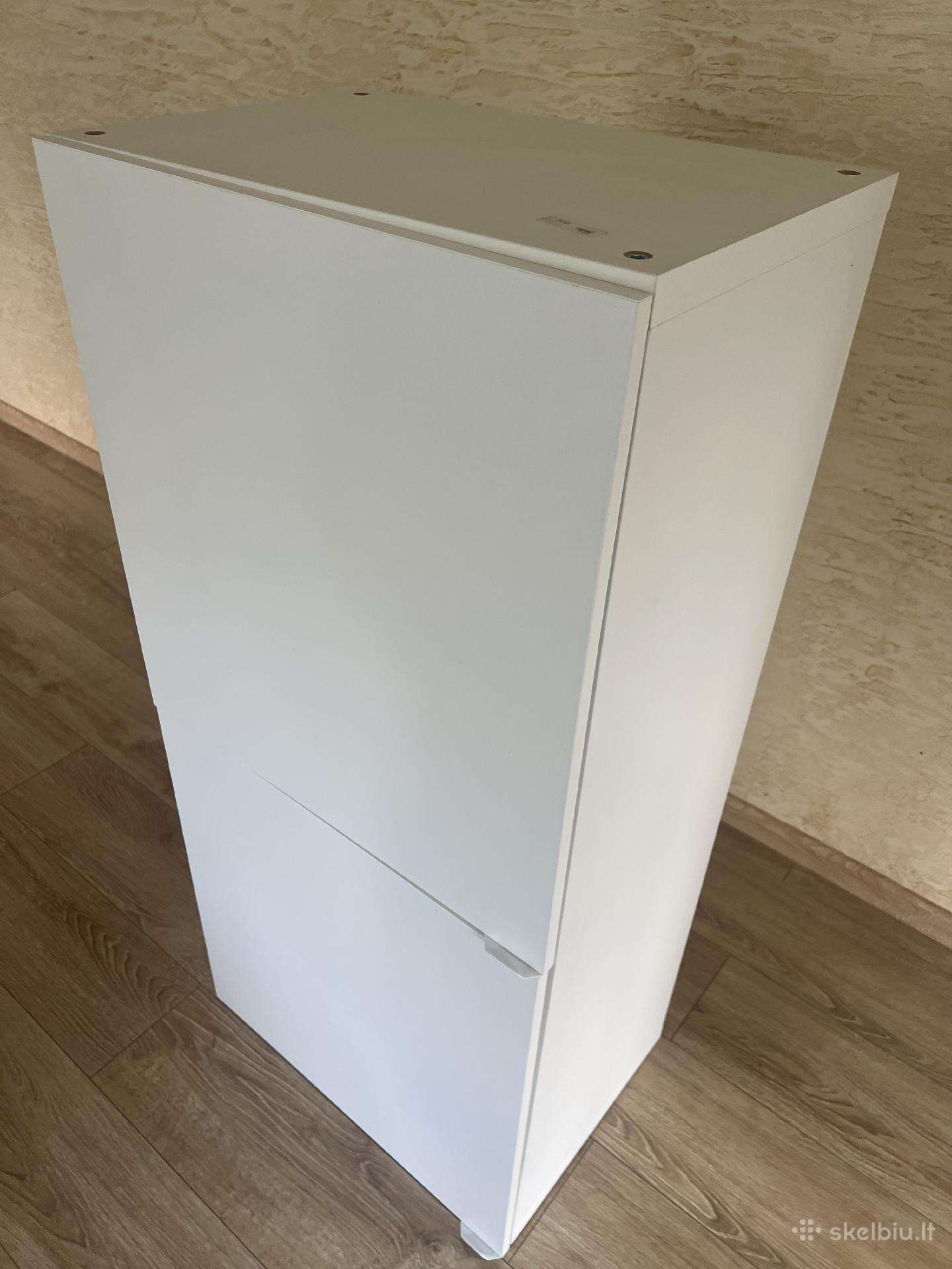 Ikea lentyna Besta