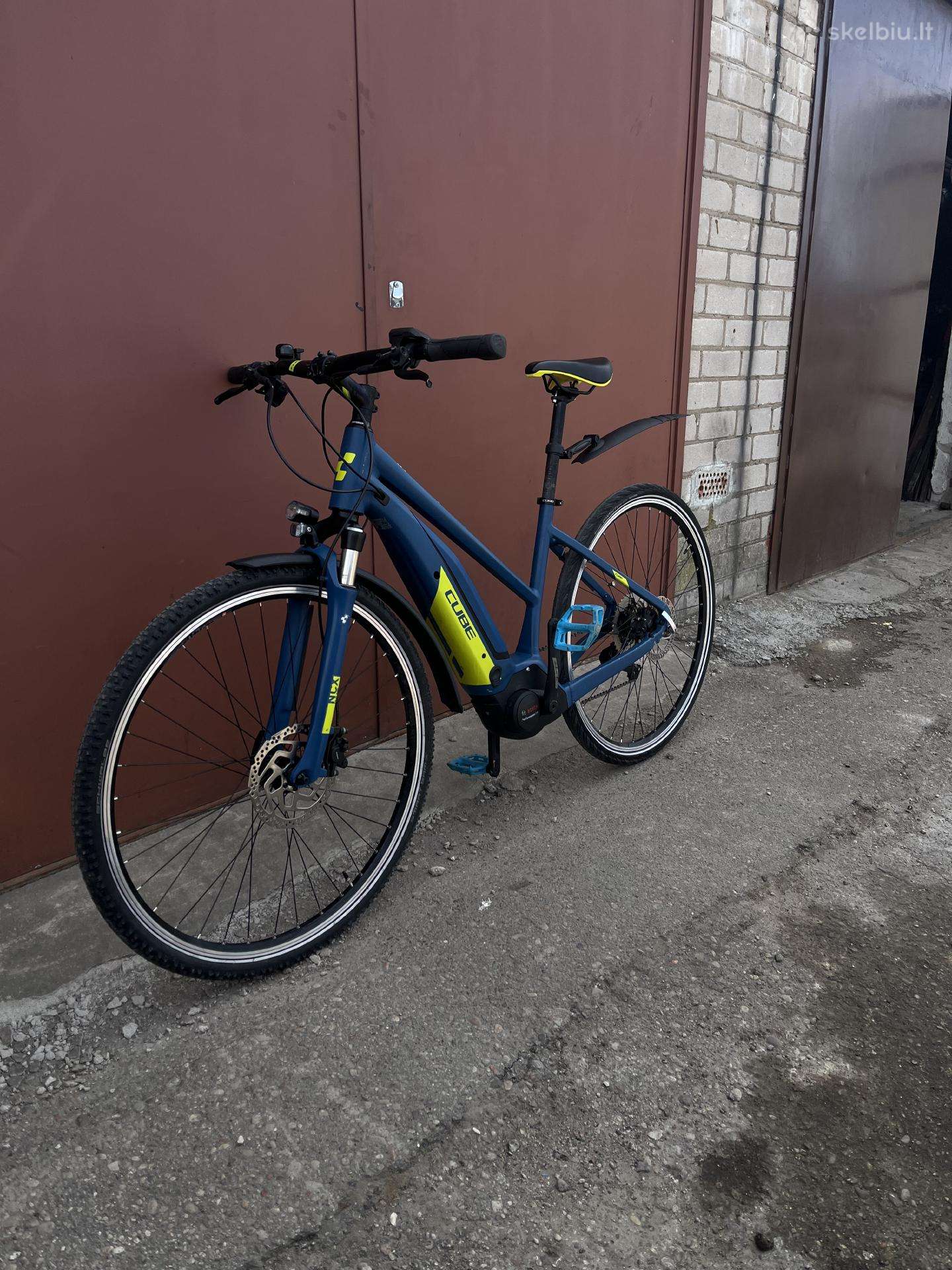 Electric bike Cube 28″
