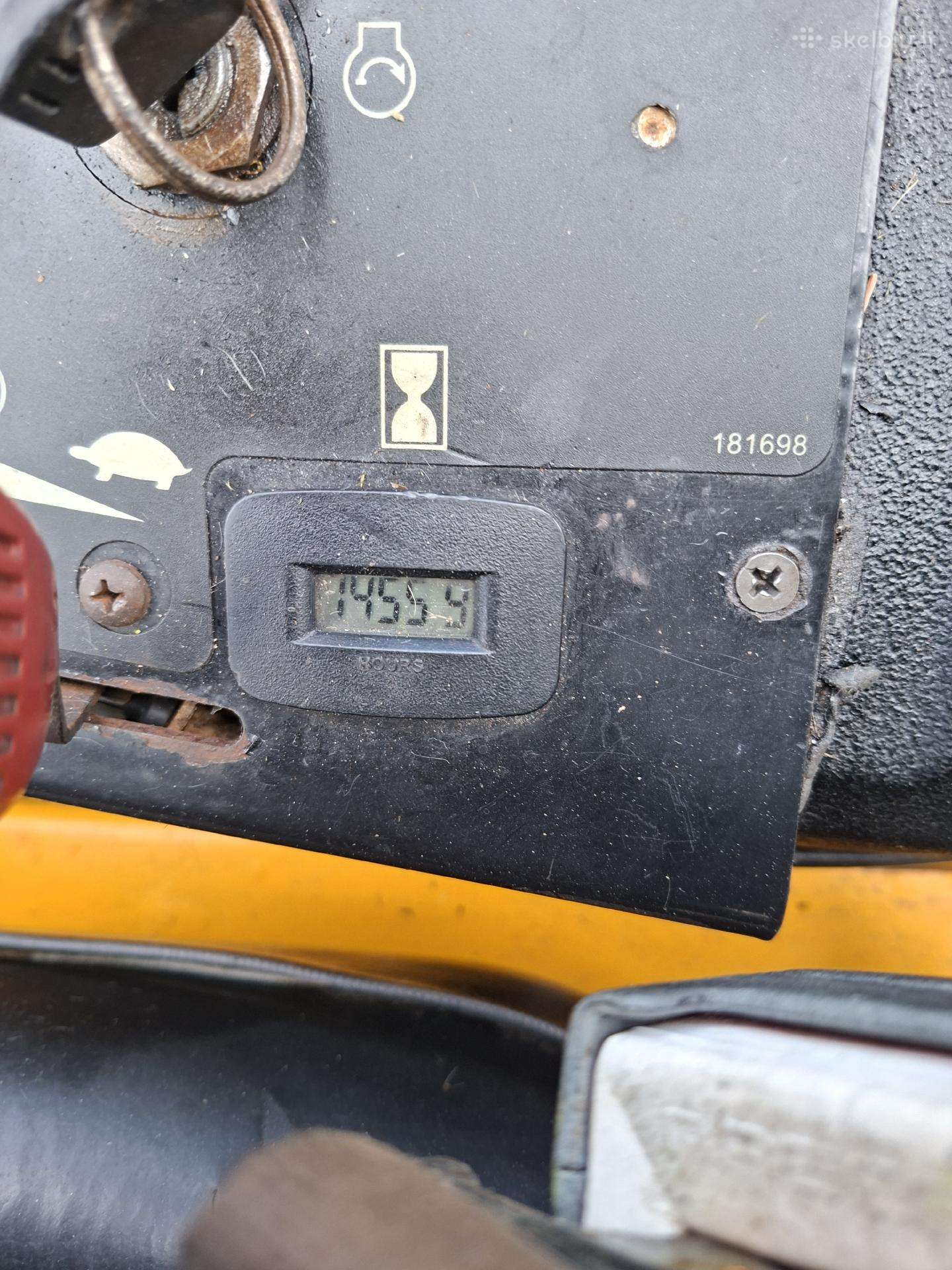JCB 20, žoliapjovės