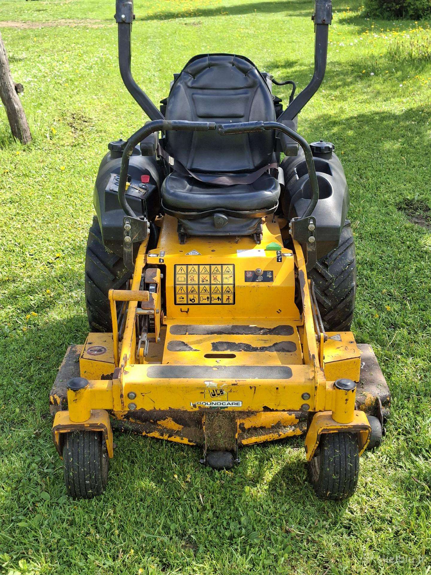JCB 20, žoliapjovės
