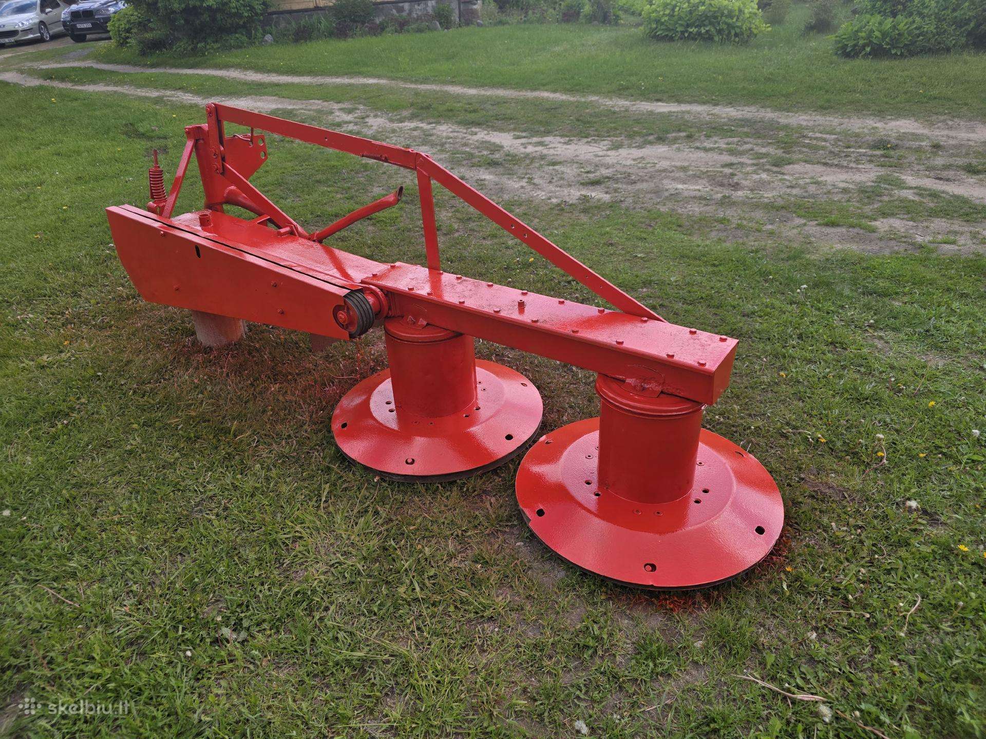 LTZ 40, traktoriai