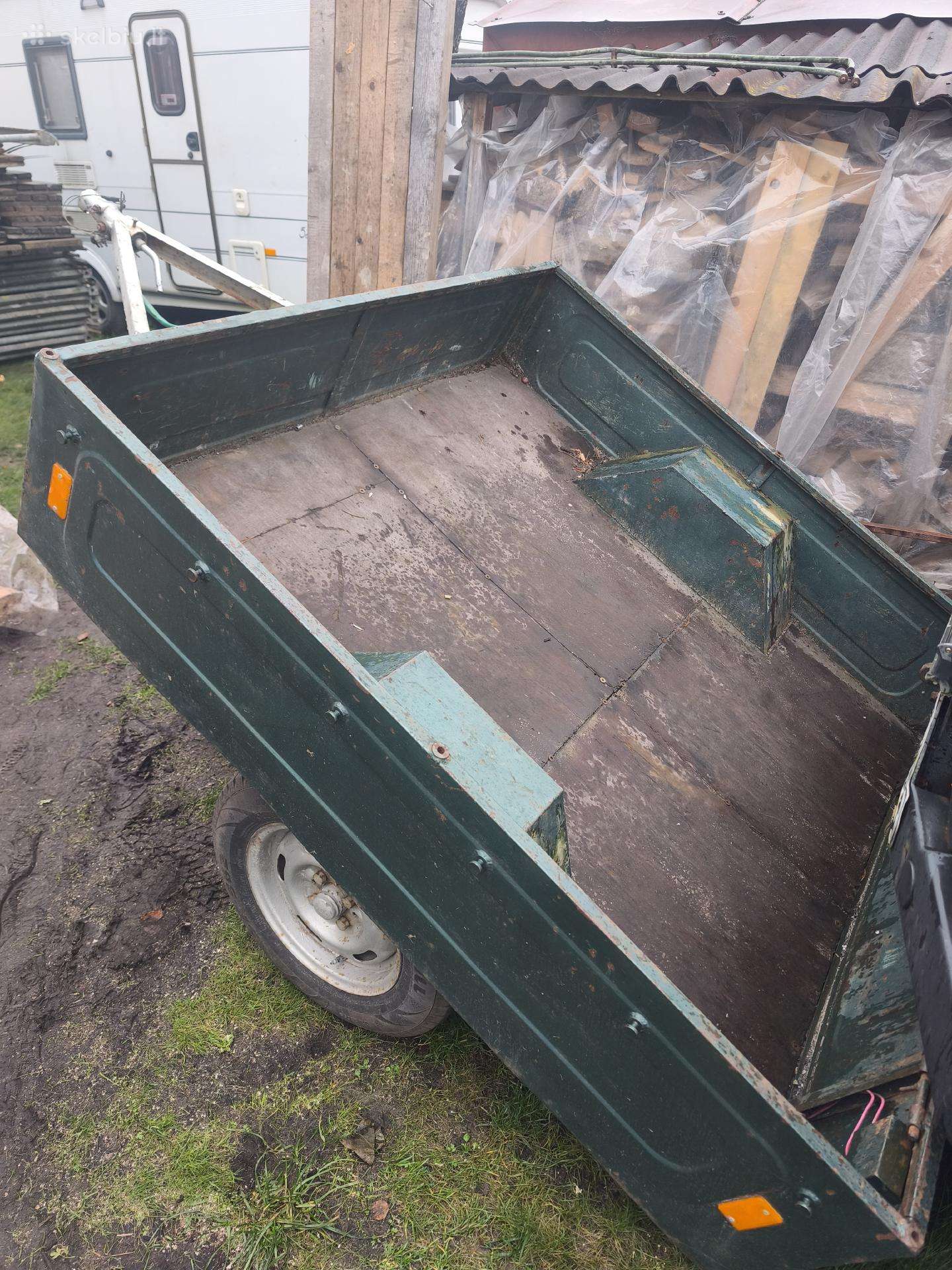 -Kita-, passenger car trailers
