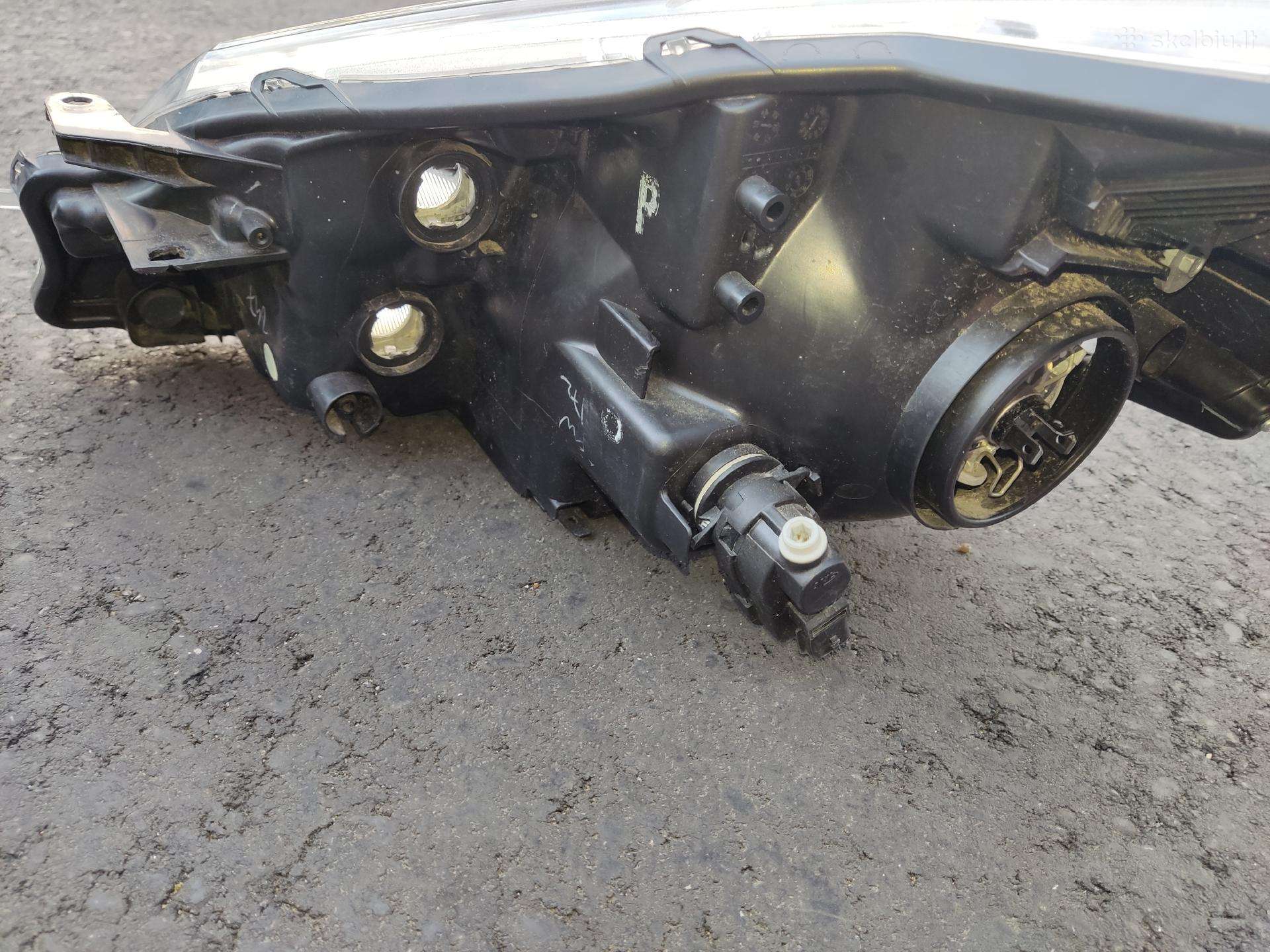 Toyota Yaris lights