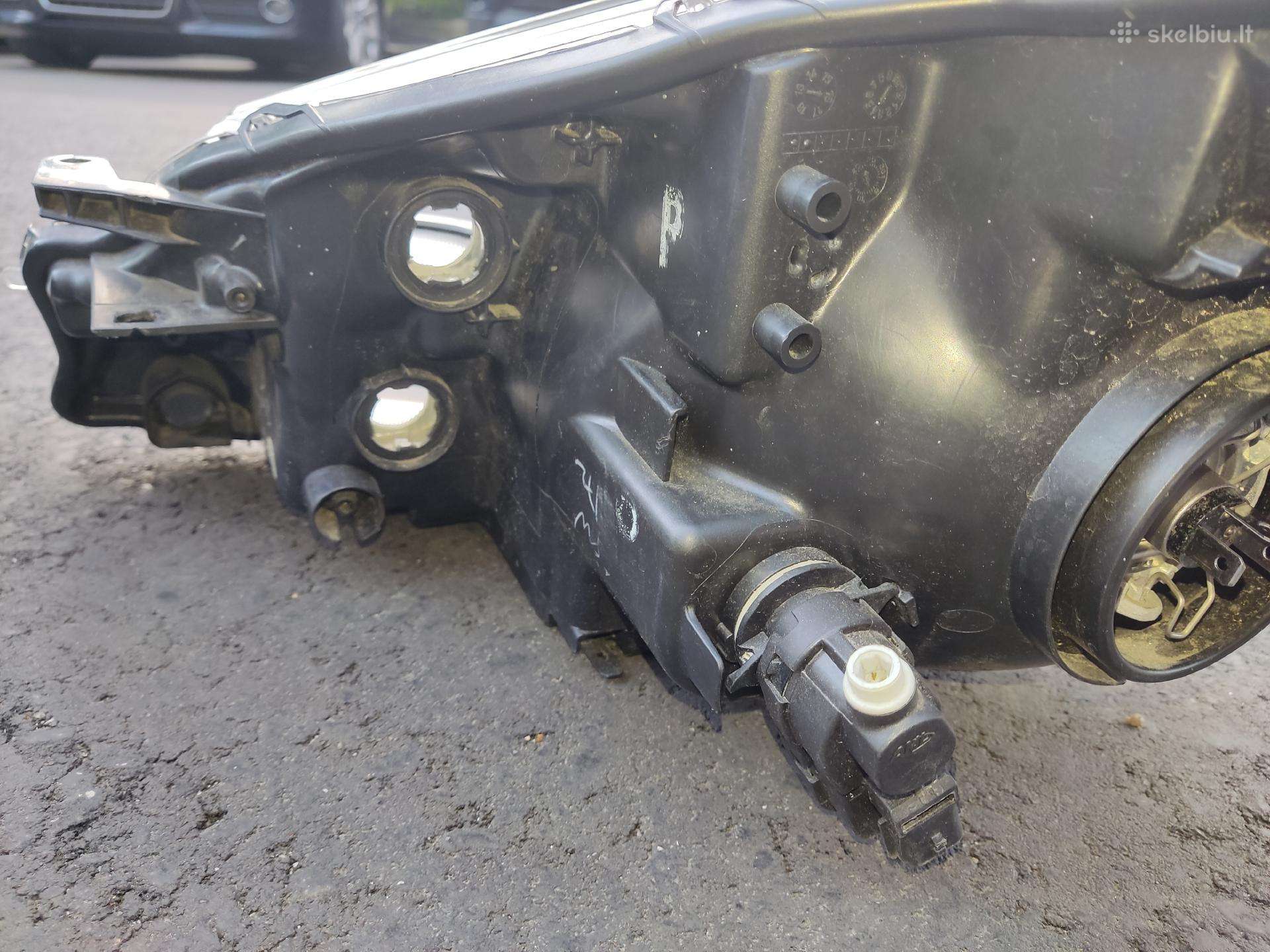 Toyota Yaris lights