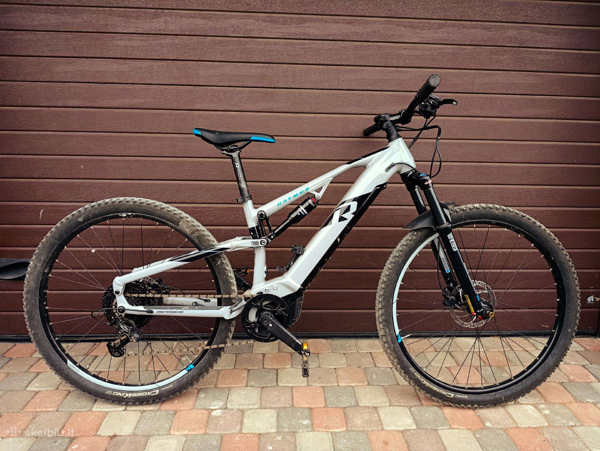 Electric bike Cube
