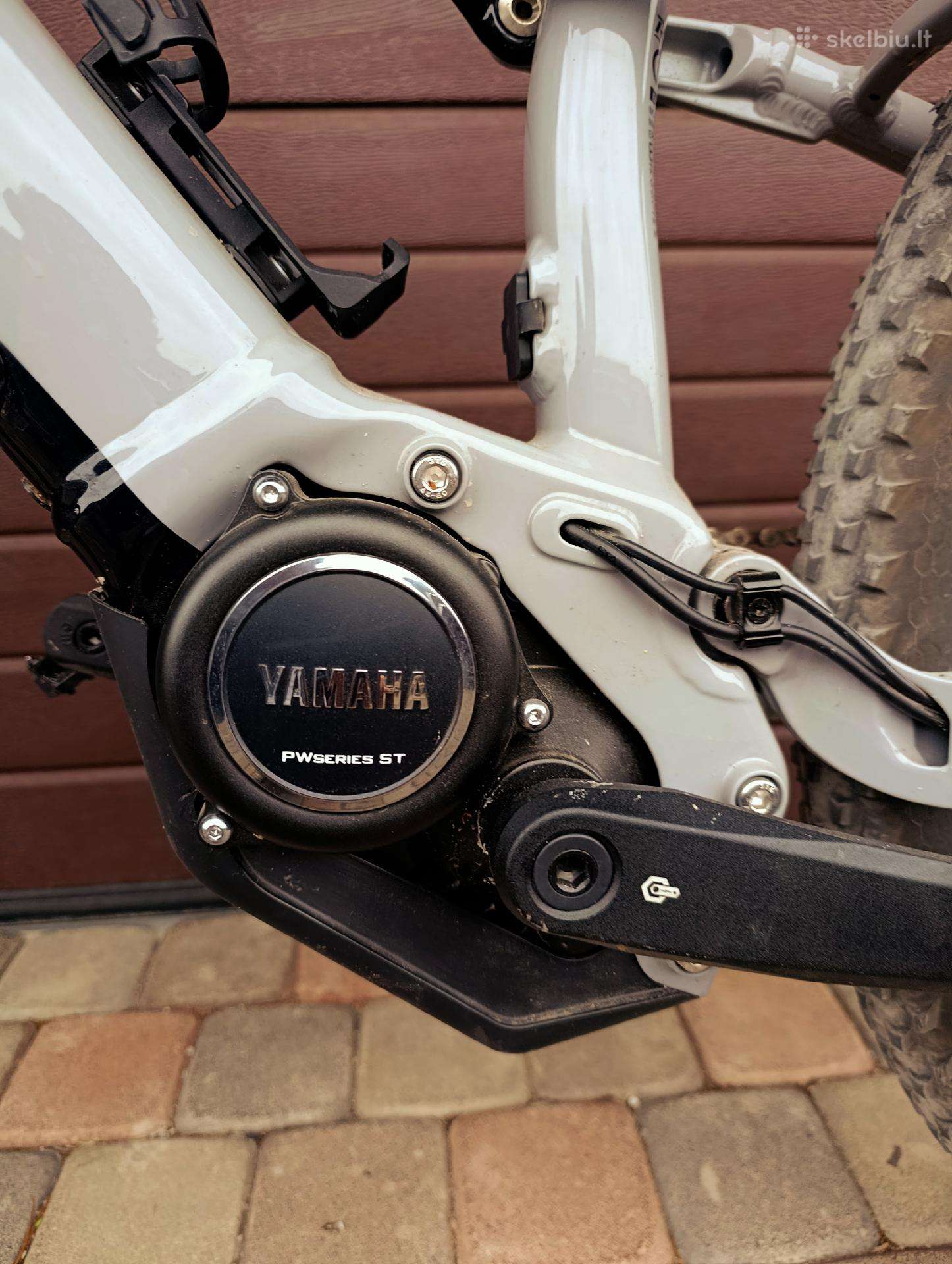 Electric bike Cube