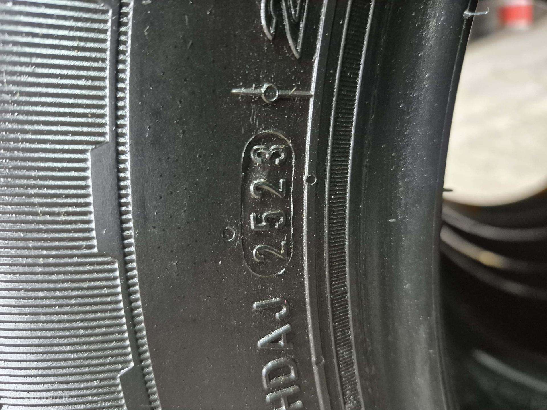 Nexen, summer 215/70 R15
