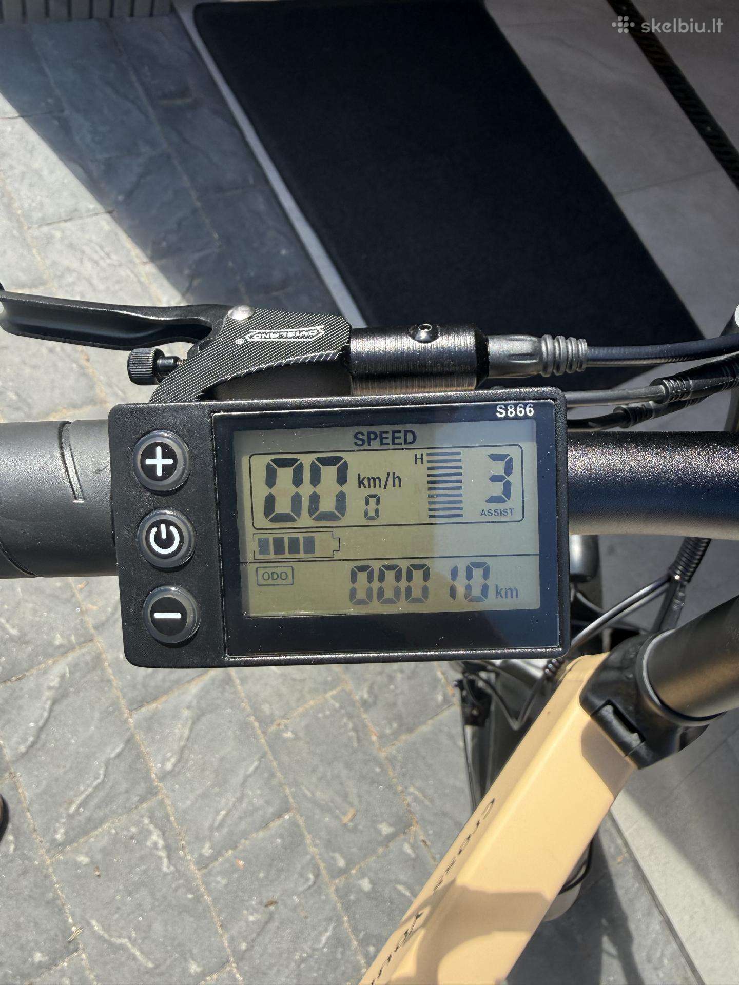 Hybrid bike ADO