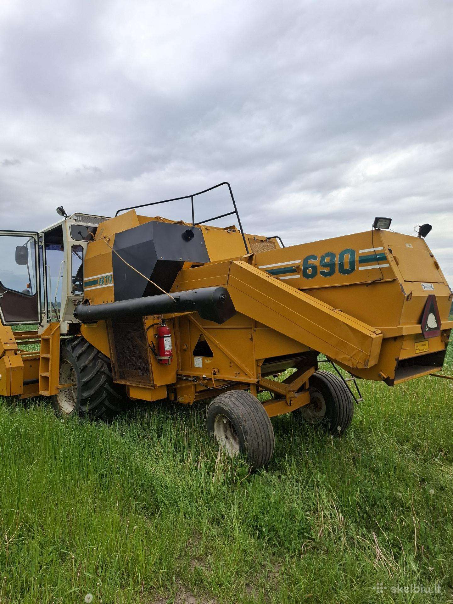 Sampo 600, kombainai