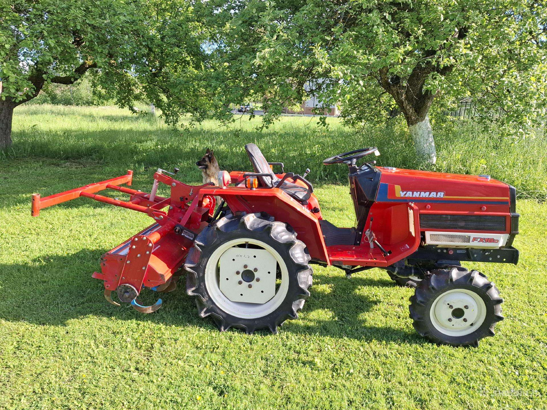 Yanmar, traktoriai