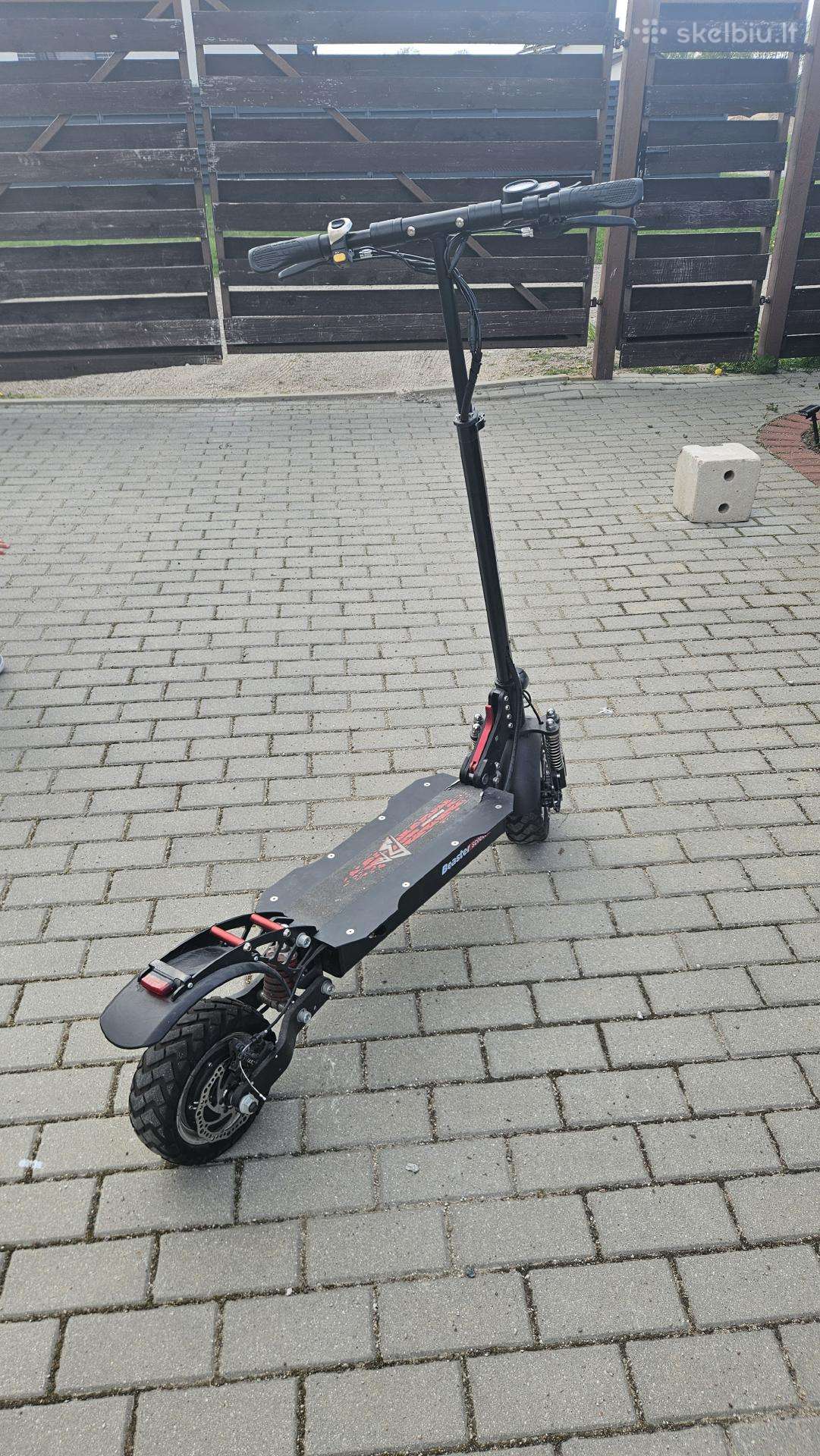 Elektrinis paspirtukas beaster scooter