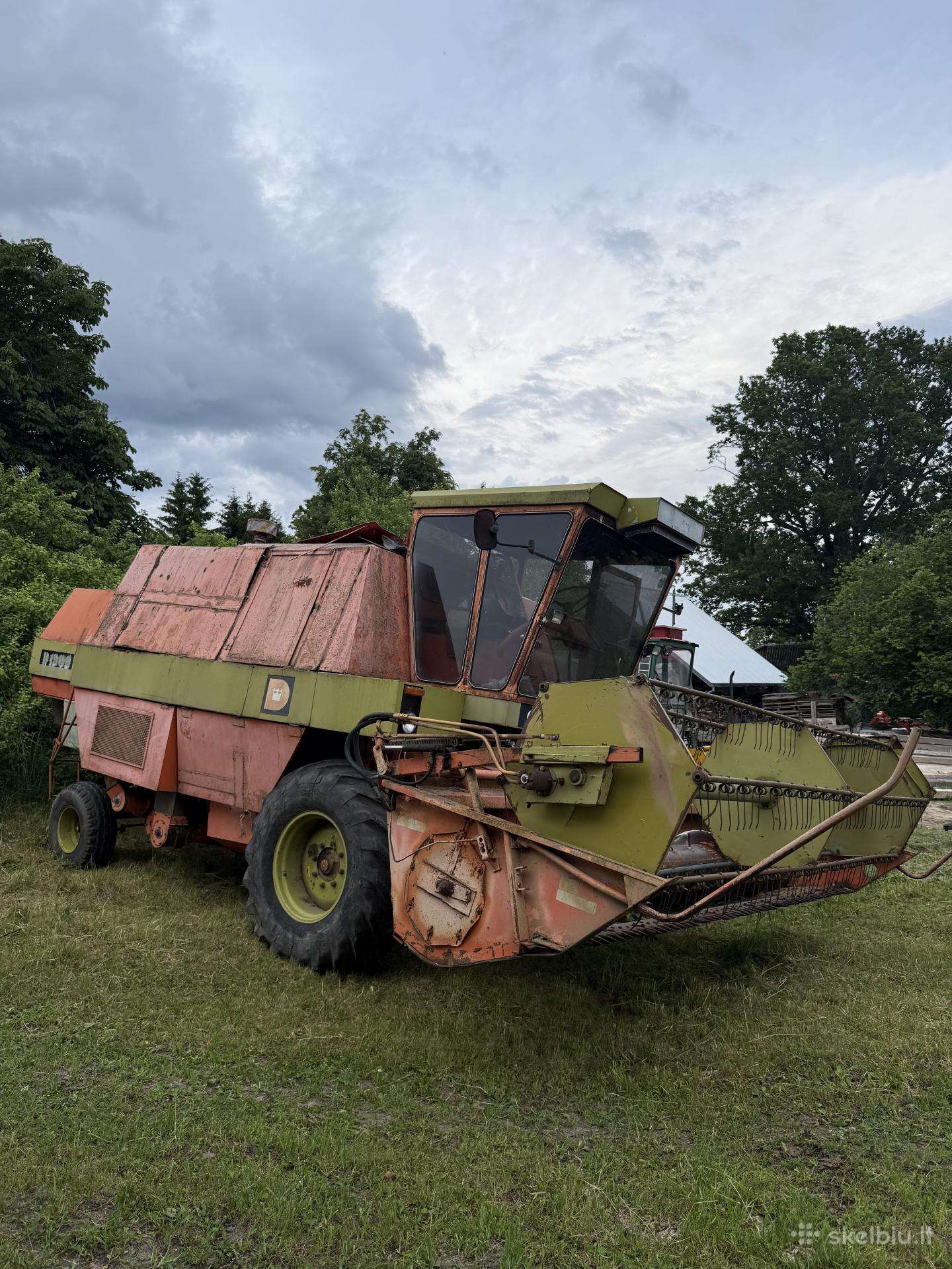 Dronningborg 1900, combine harvesters