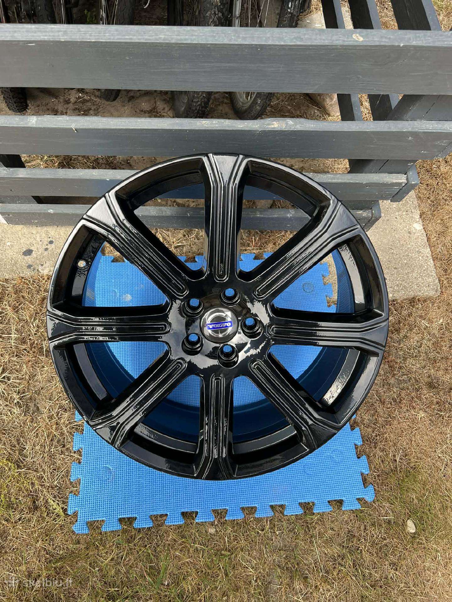 Volvo, light alloy, R20