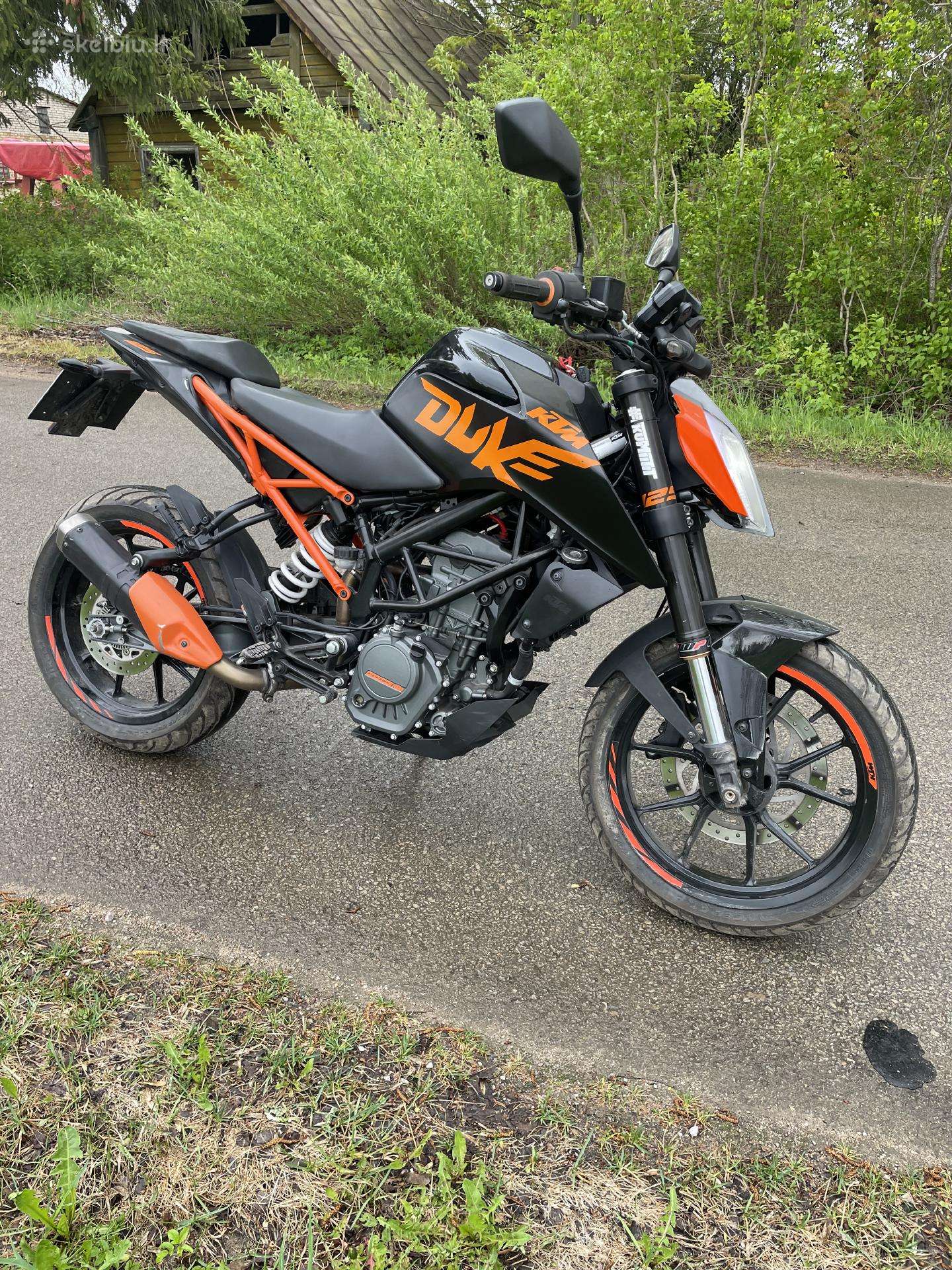 KTM Duke 125cc, enduro / adventure