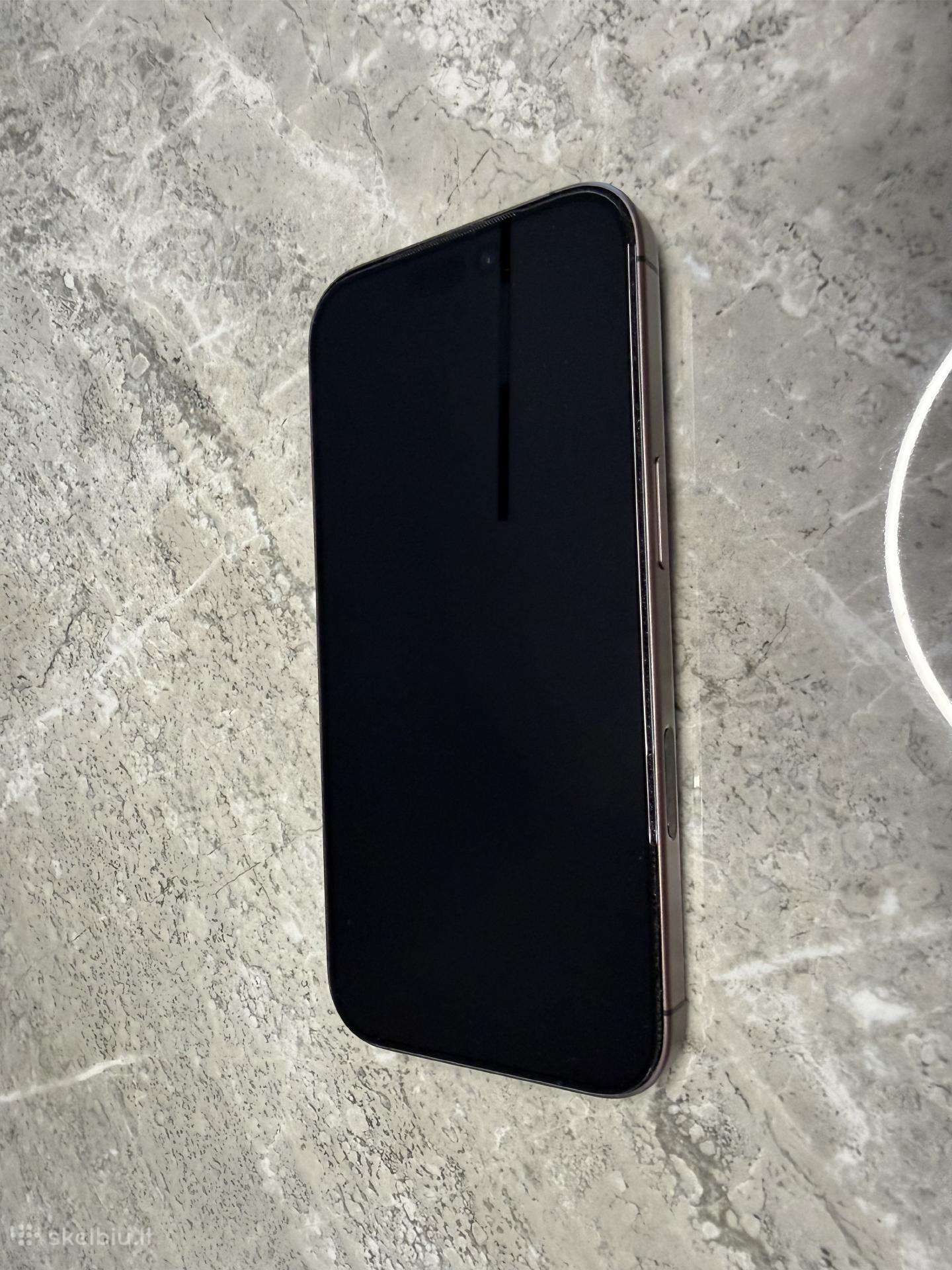 iPhone 17 base 256gb juodos spalvos