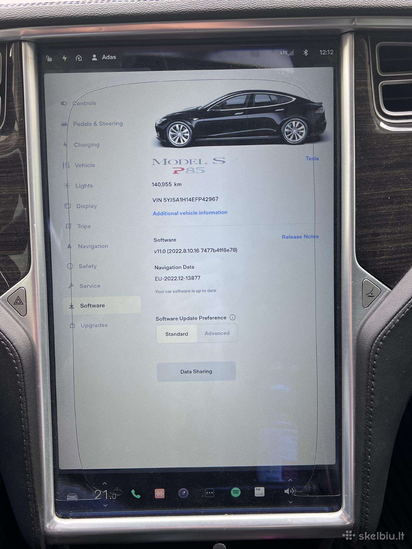Tesla Model S, sedanas