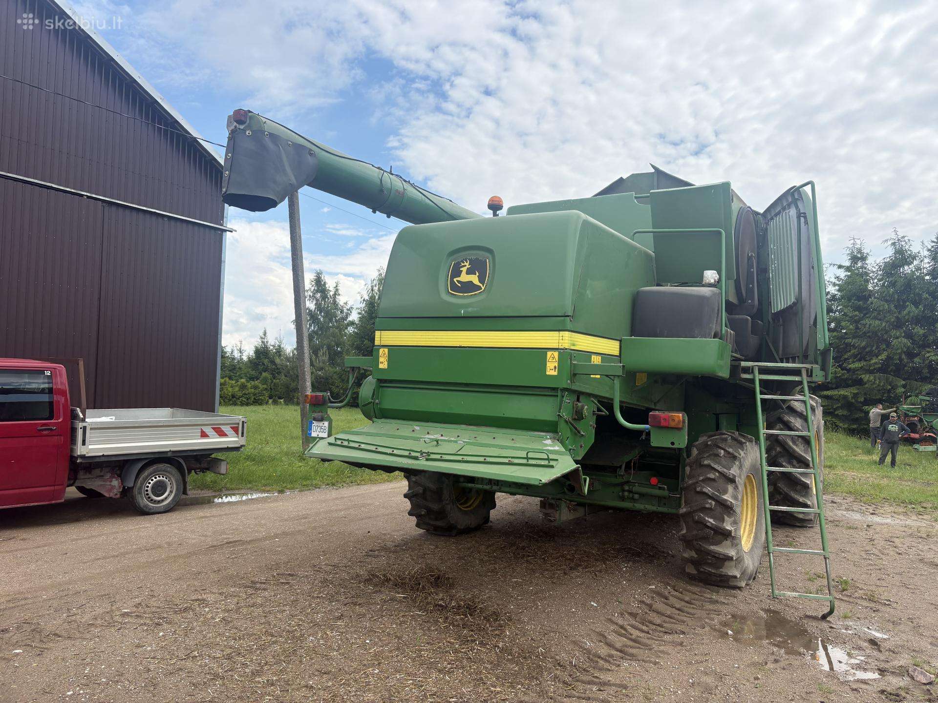John Deere 9640, combine harvesters