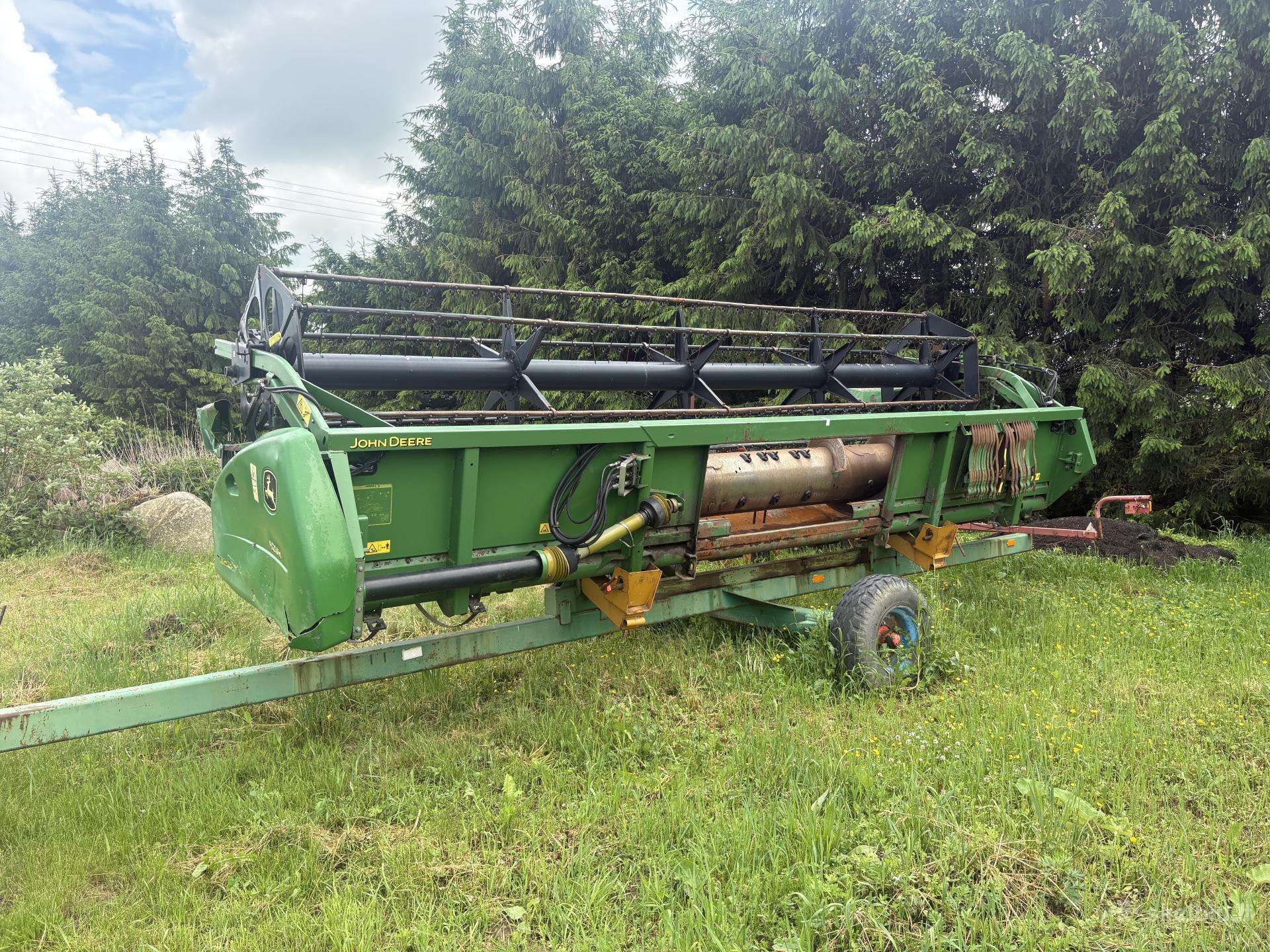 John Deere 9640, combine harvesters