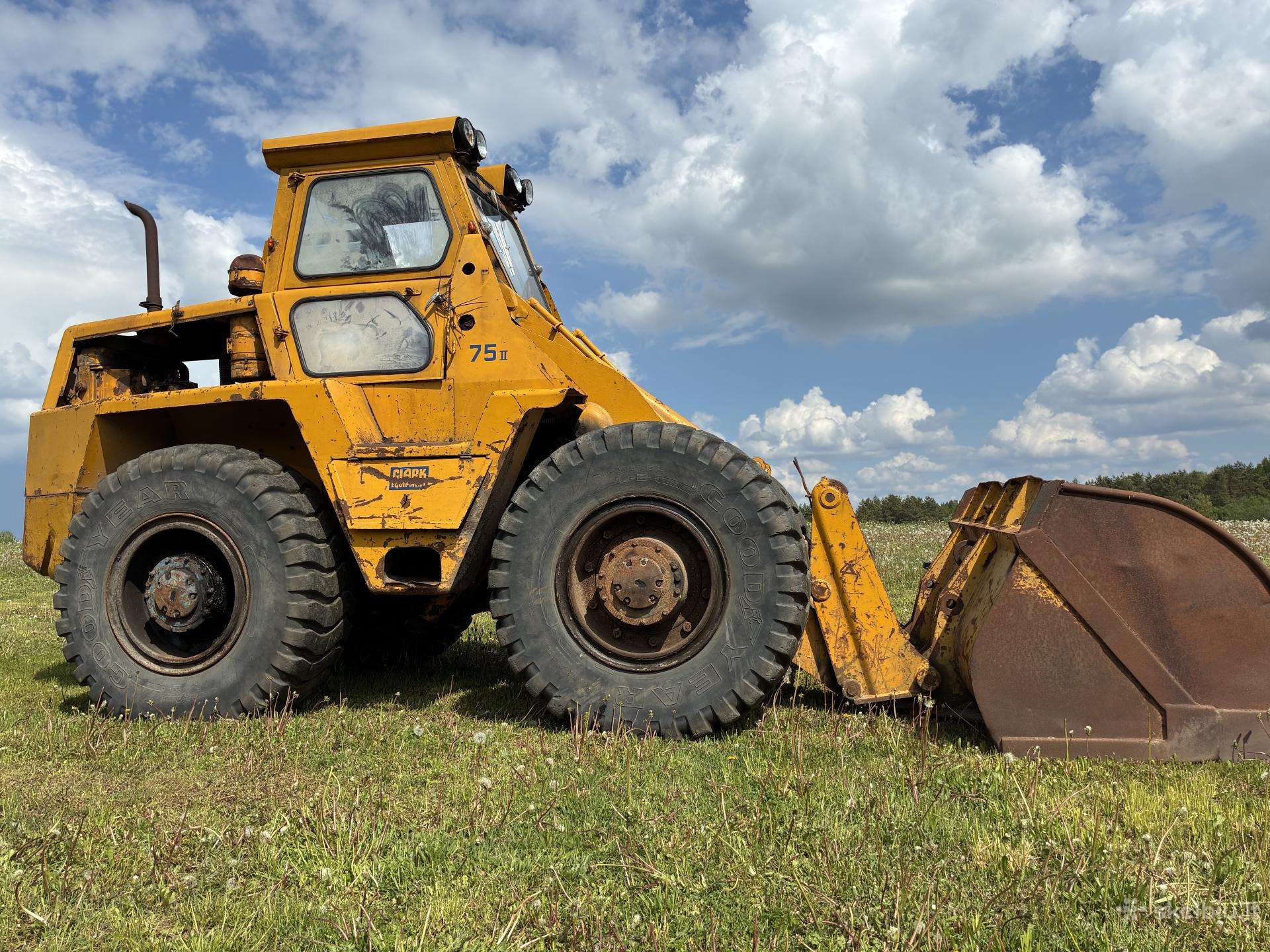 -Kita- Michigan, frontal loader