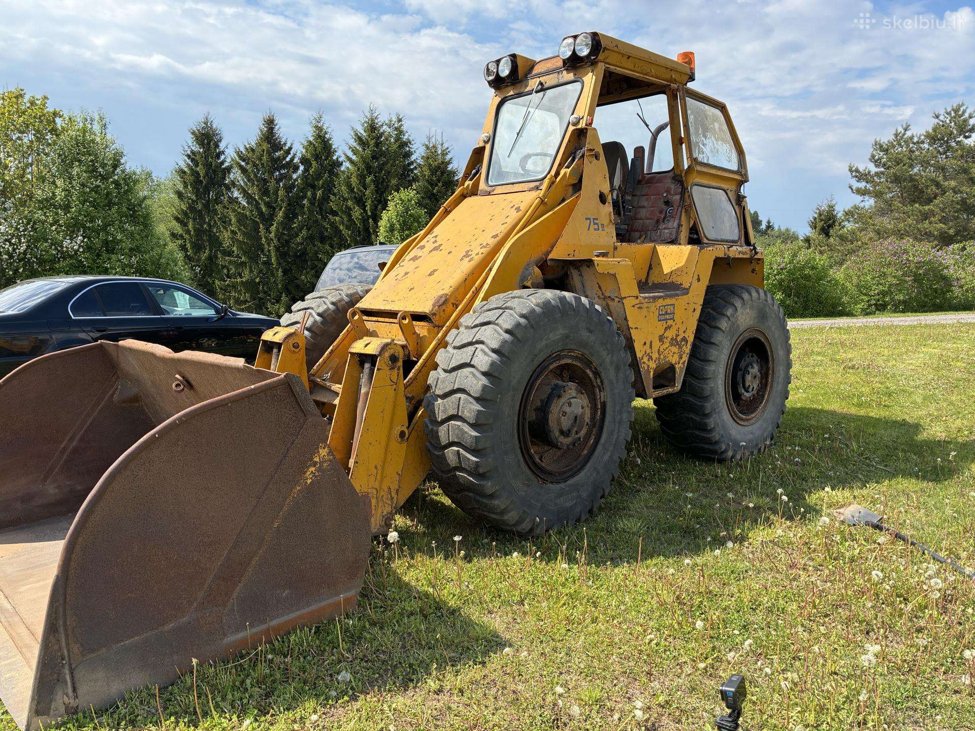-Kita- Michigan, frontal loader