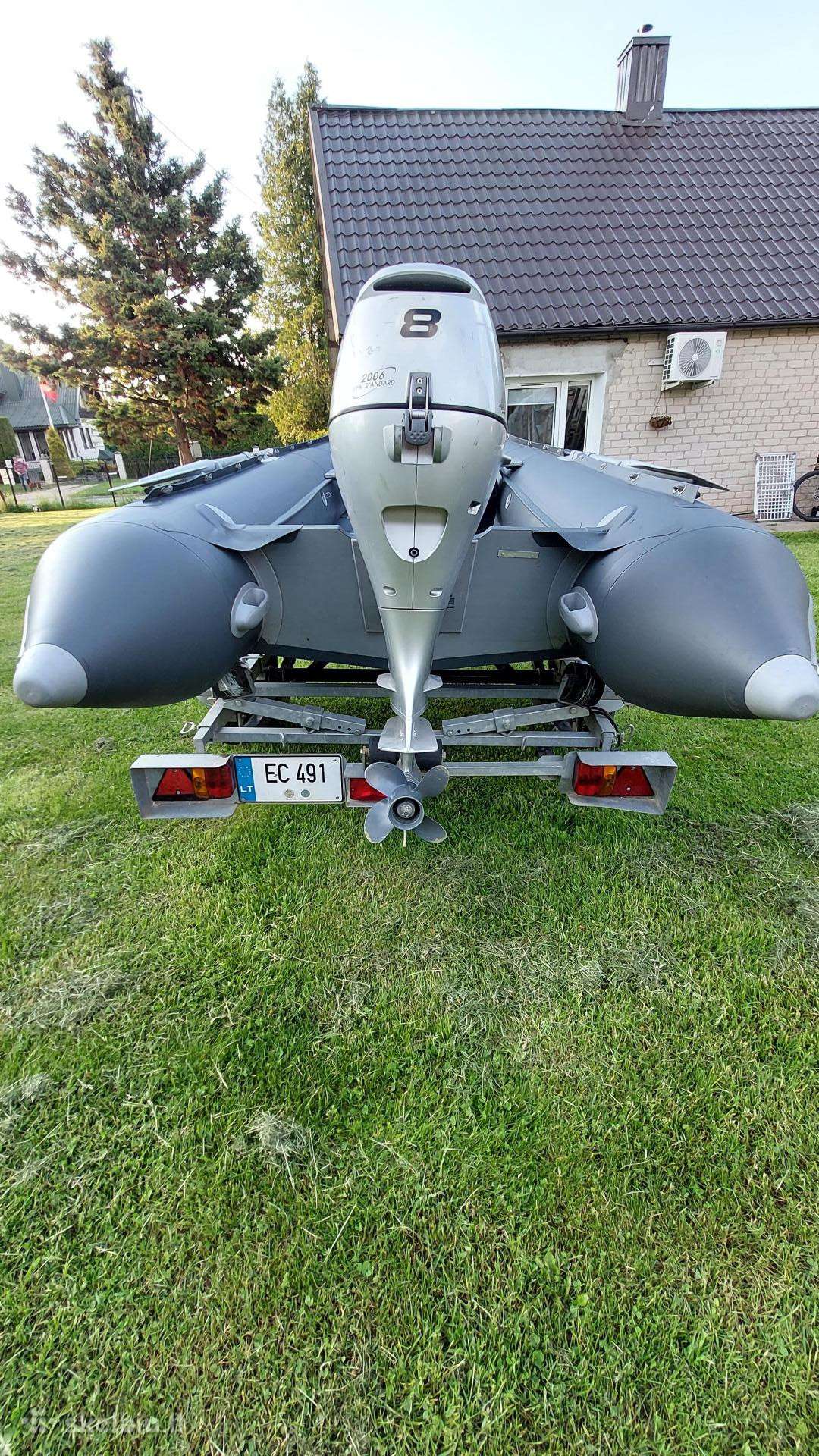 Honda,Buss, inflatable boats