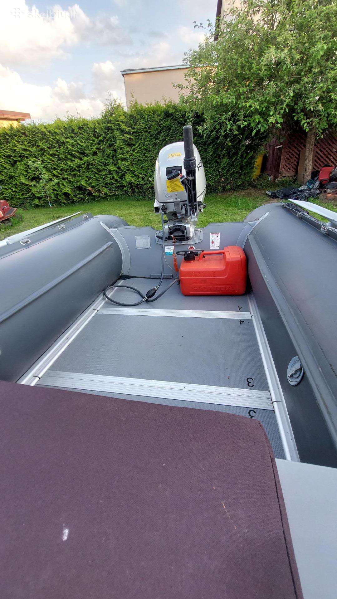 Honda,Buss, inflatable boats