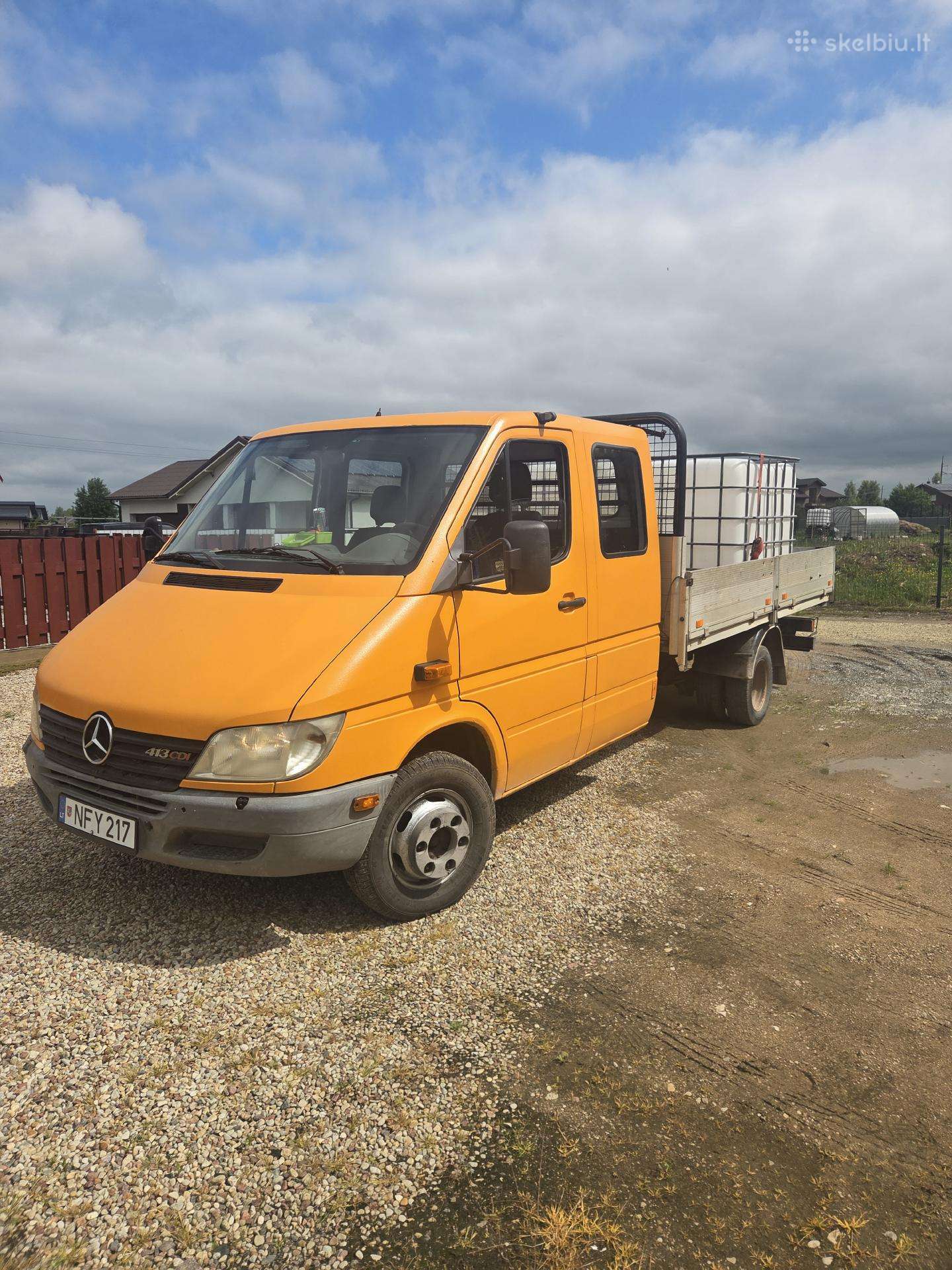 Mercedes-Benz 413 CDI, dropside trucks