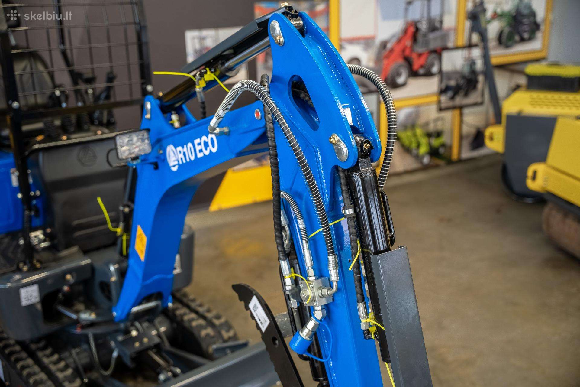 -Kita- RIPPA R10, excavator