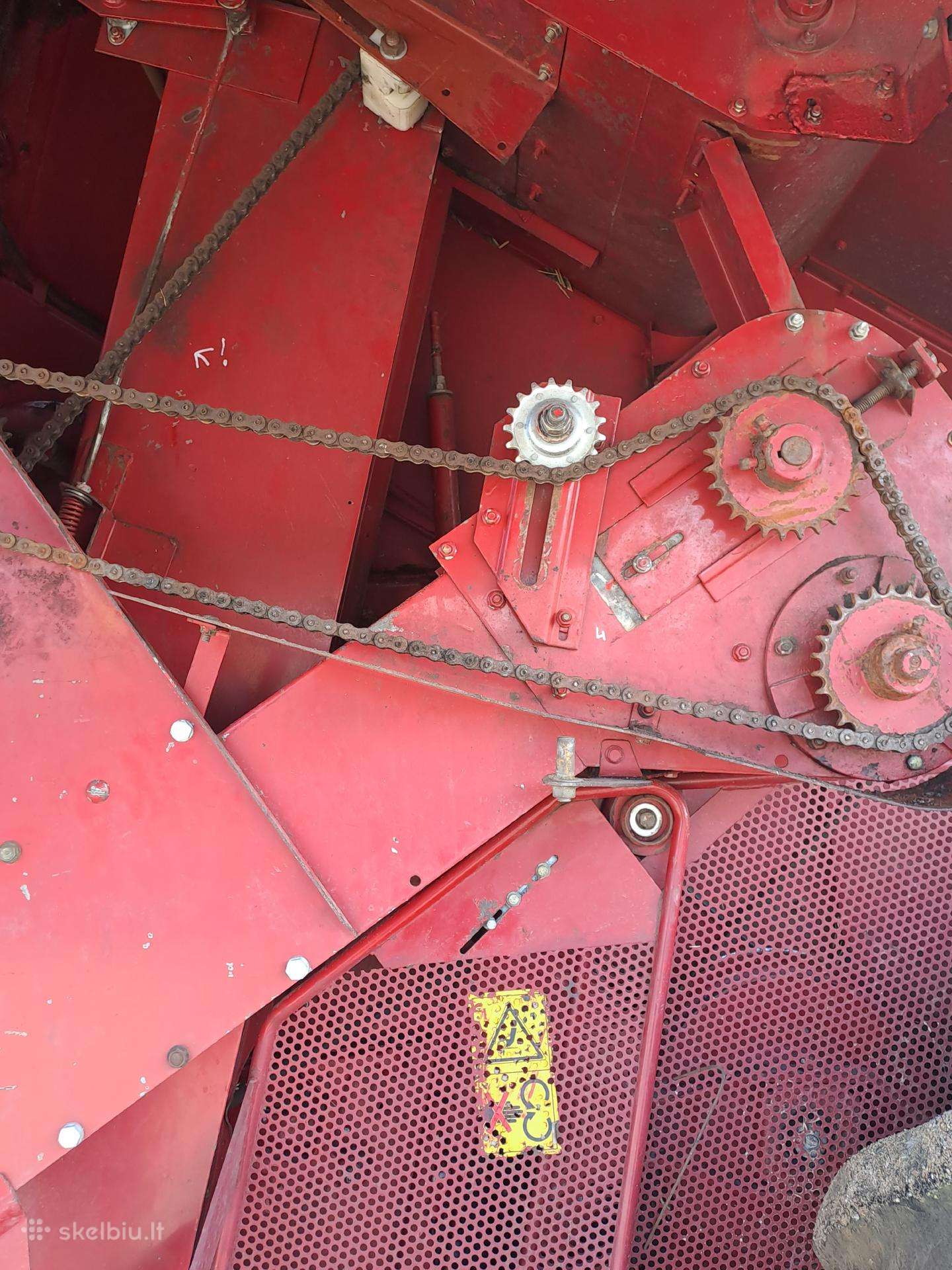Case-IH 2388, kombainai