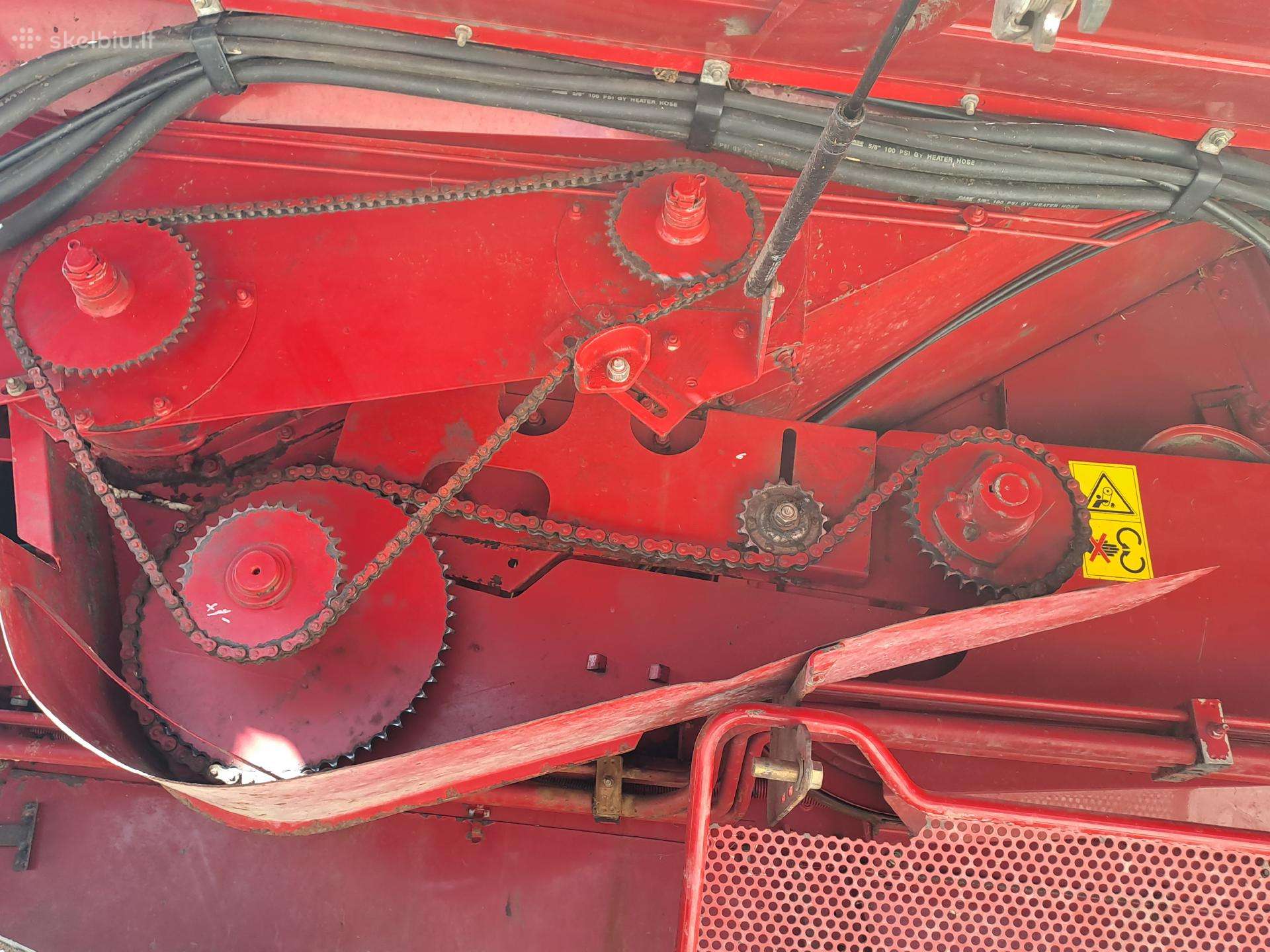 Case-IH 2388, kombainai