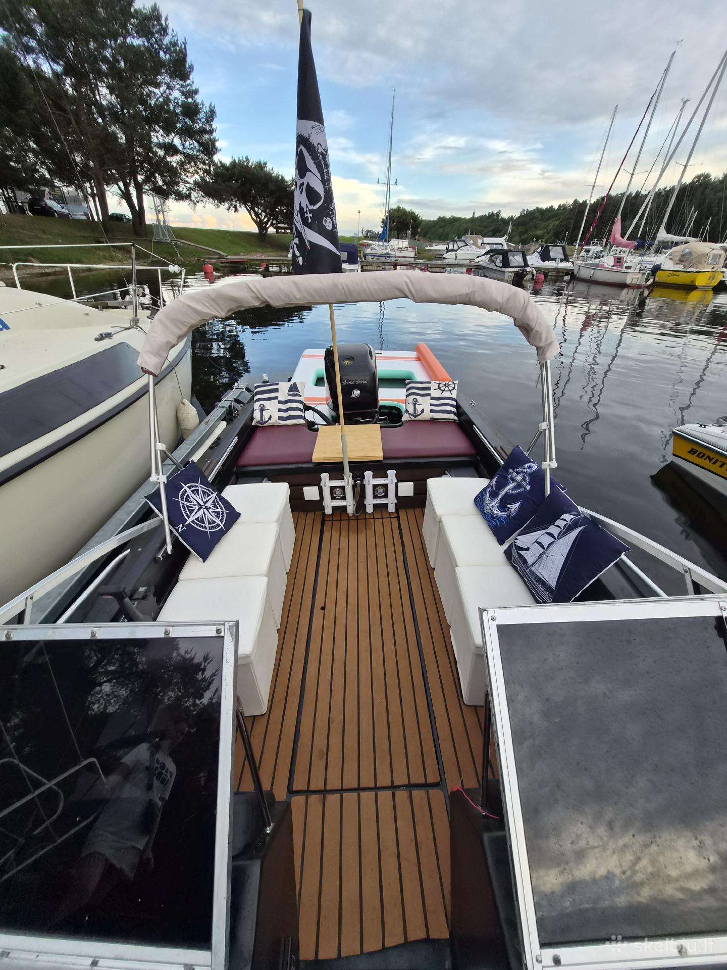 Motor boat