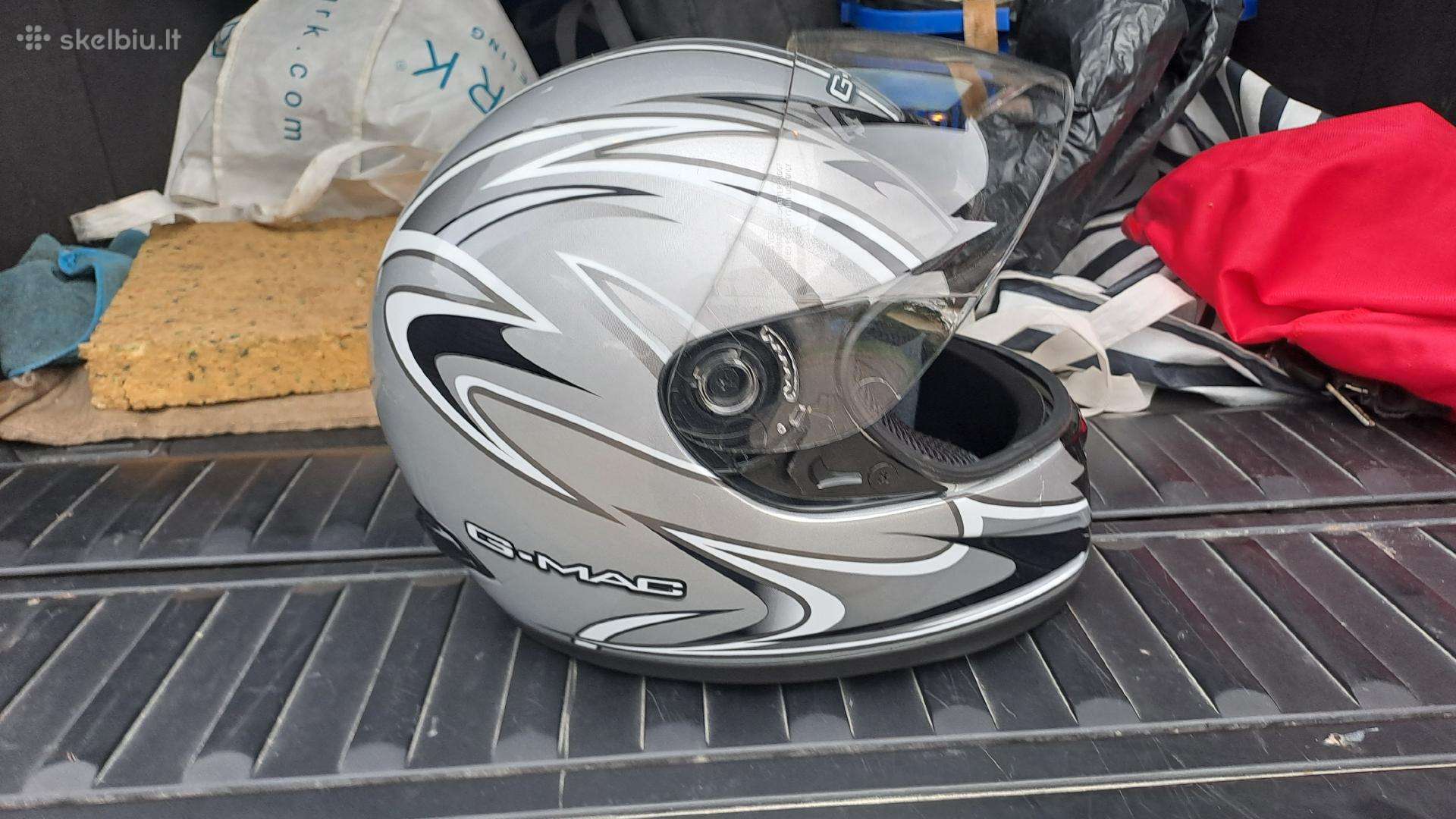 Moto šalmas