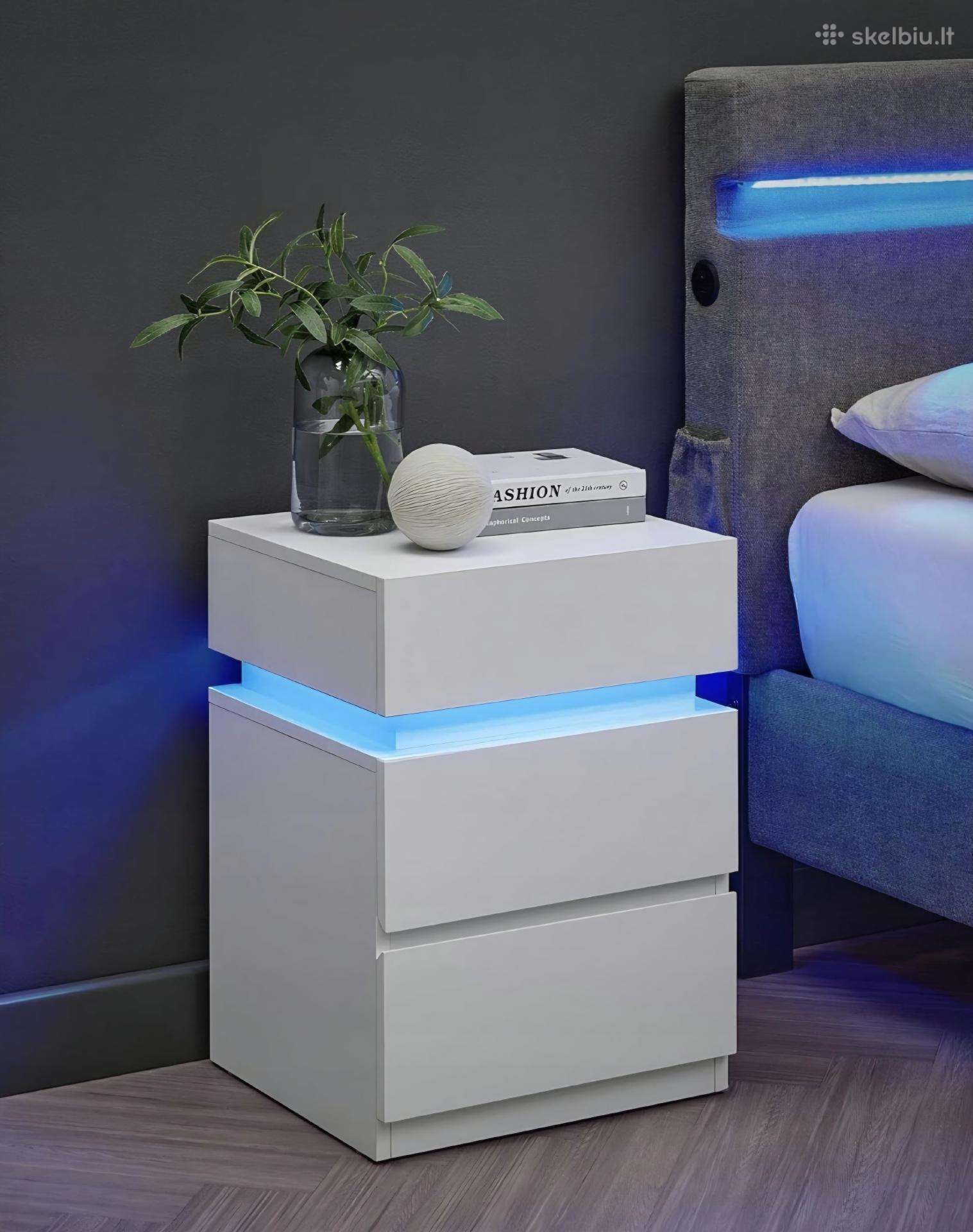 LED naktinis staliukas