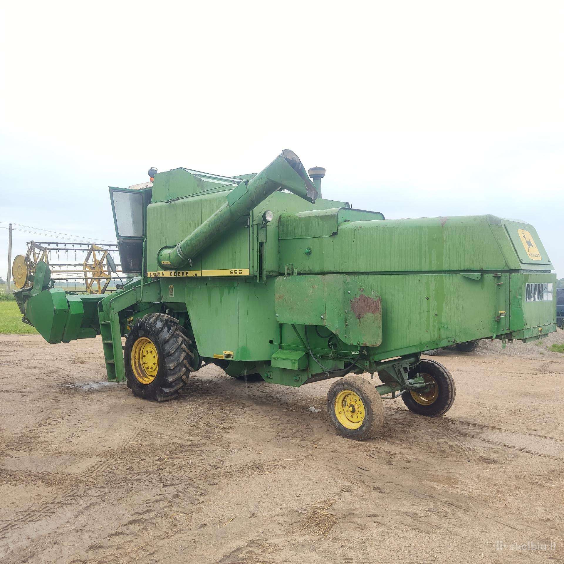 John Deere 955, combine harvesters
