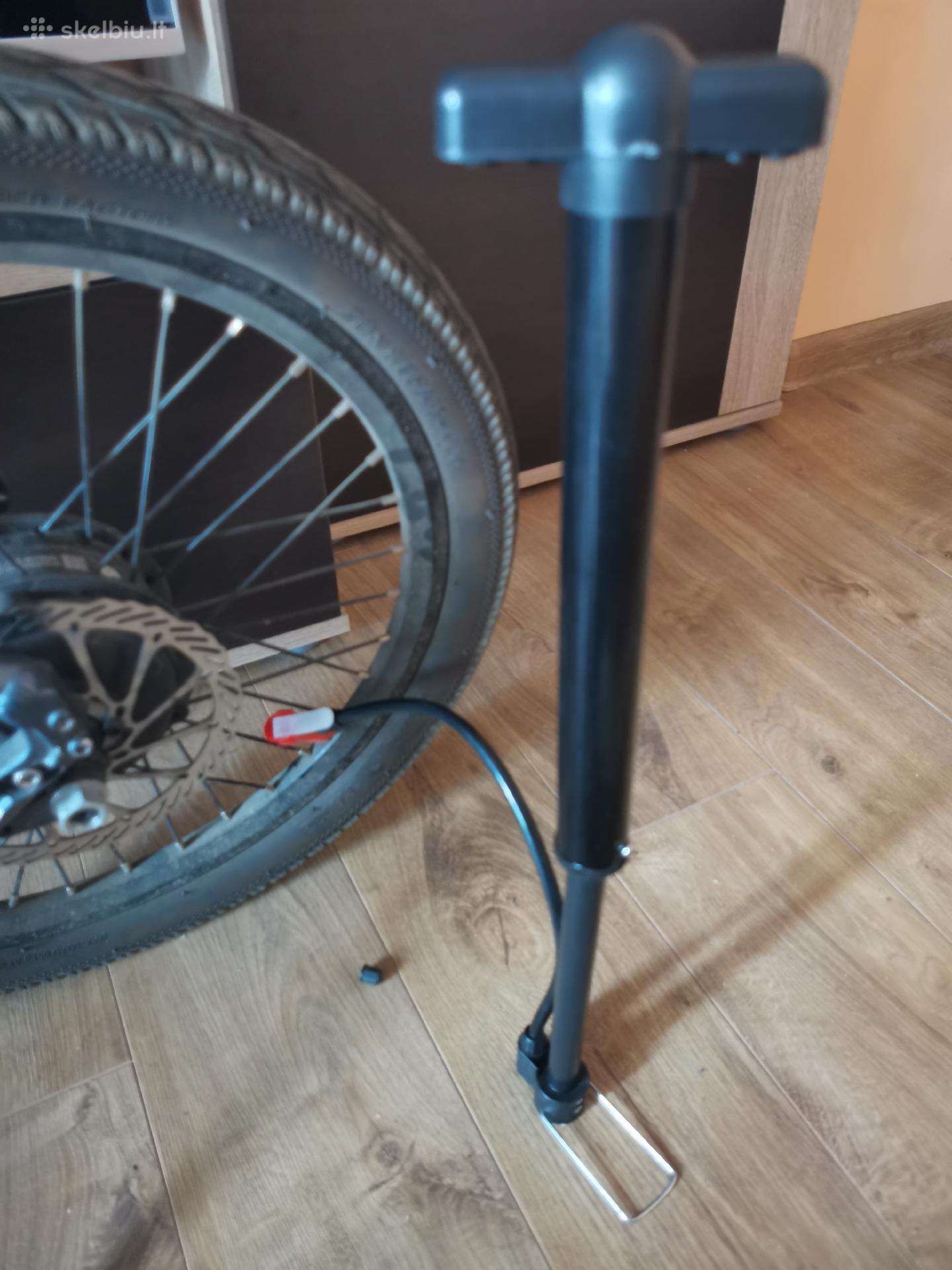 Gera, lengva ir kompaktiška dviračio pompa.siunčiu