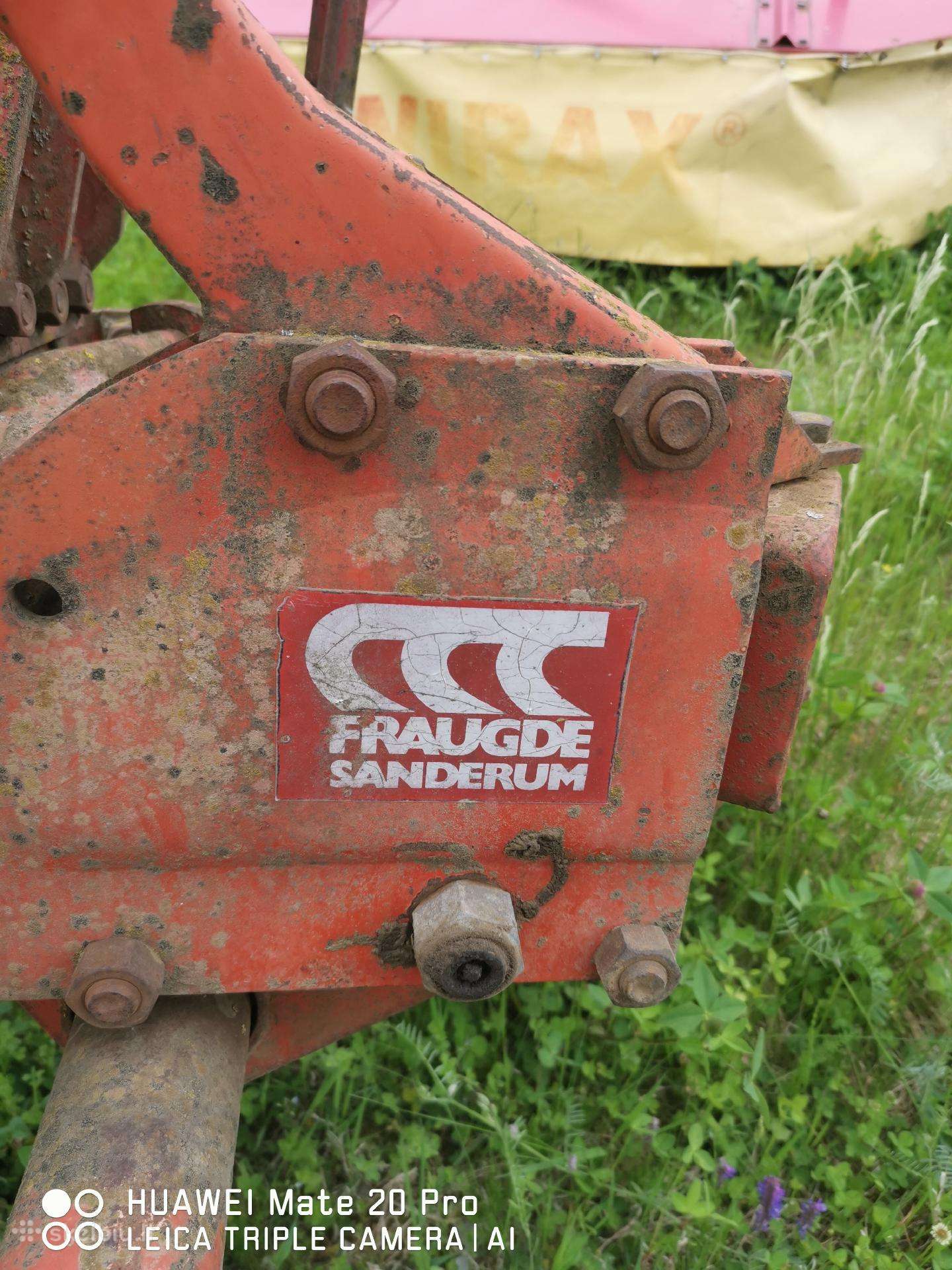 Fraugde, plūgai