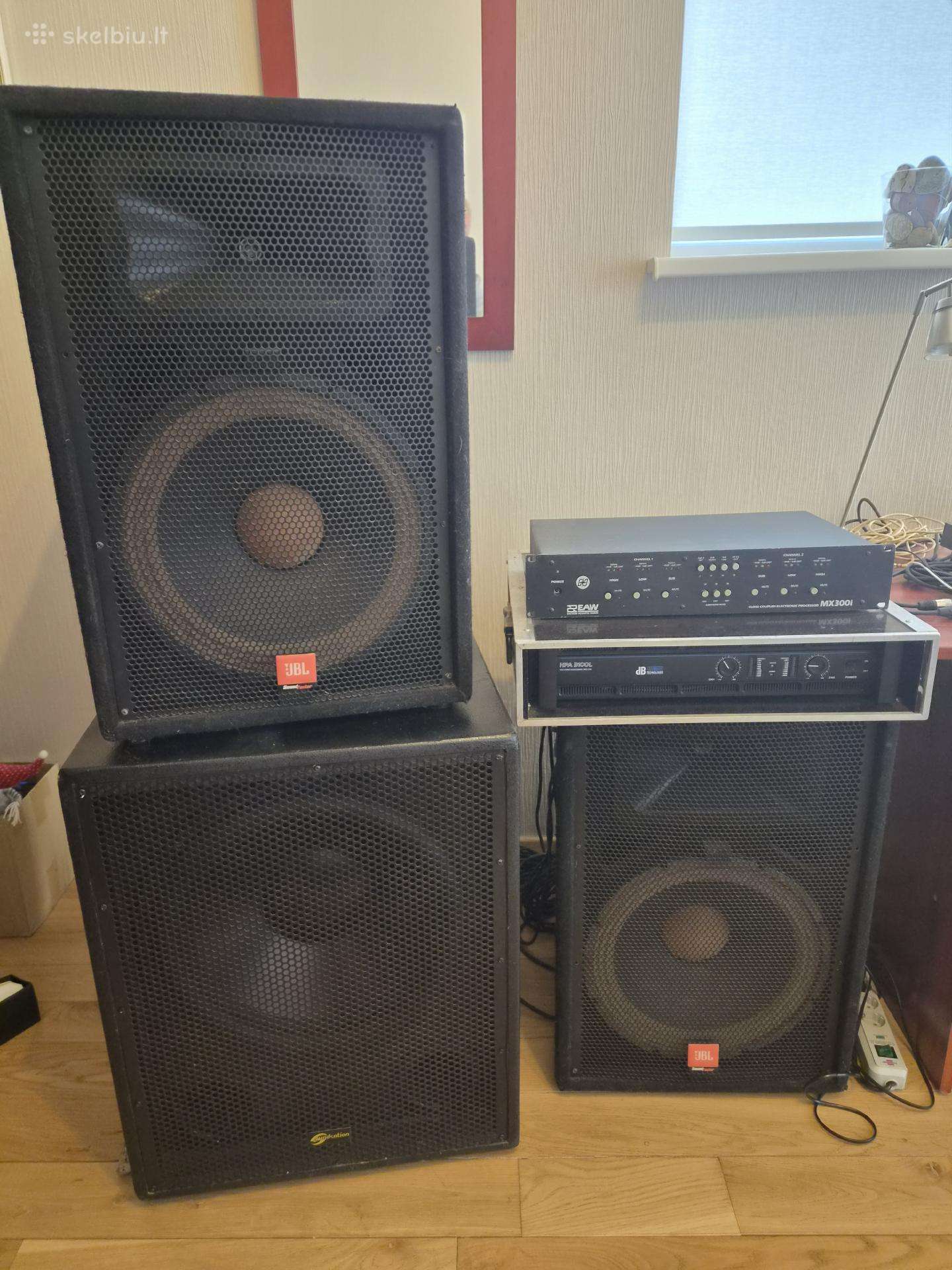 Parduodama garso sistema: 2 Jbl Soundfactor Sf15,