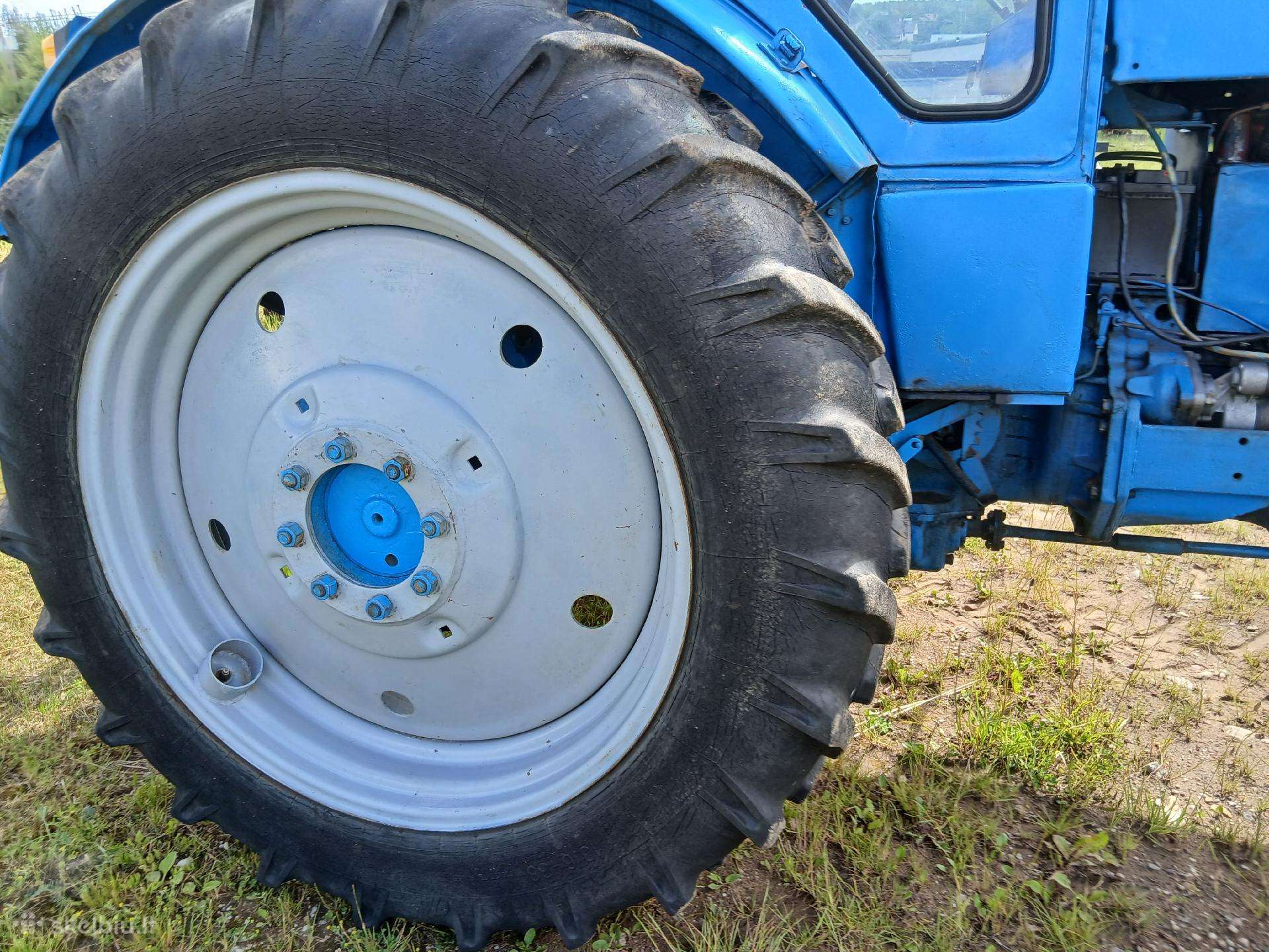 LTZ T 40, traktoriai