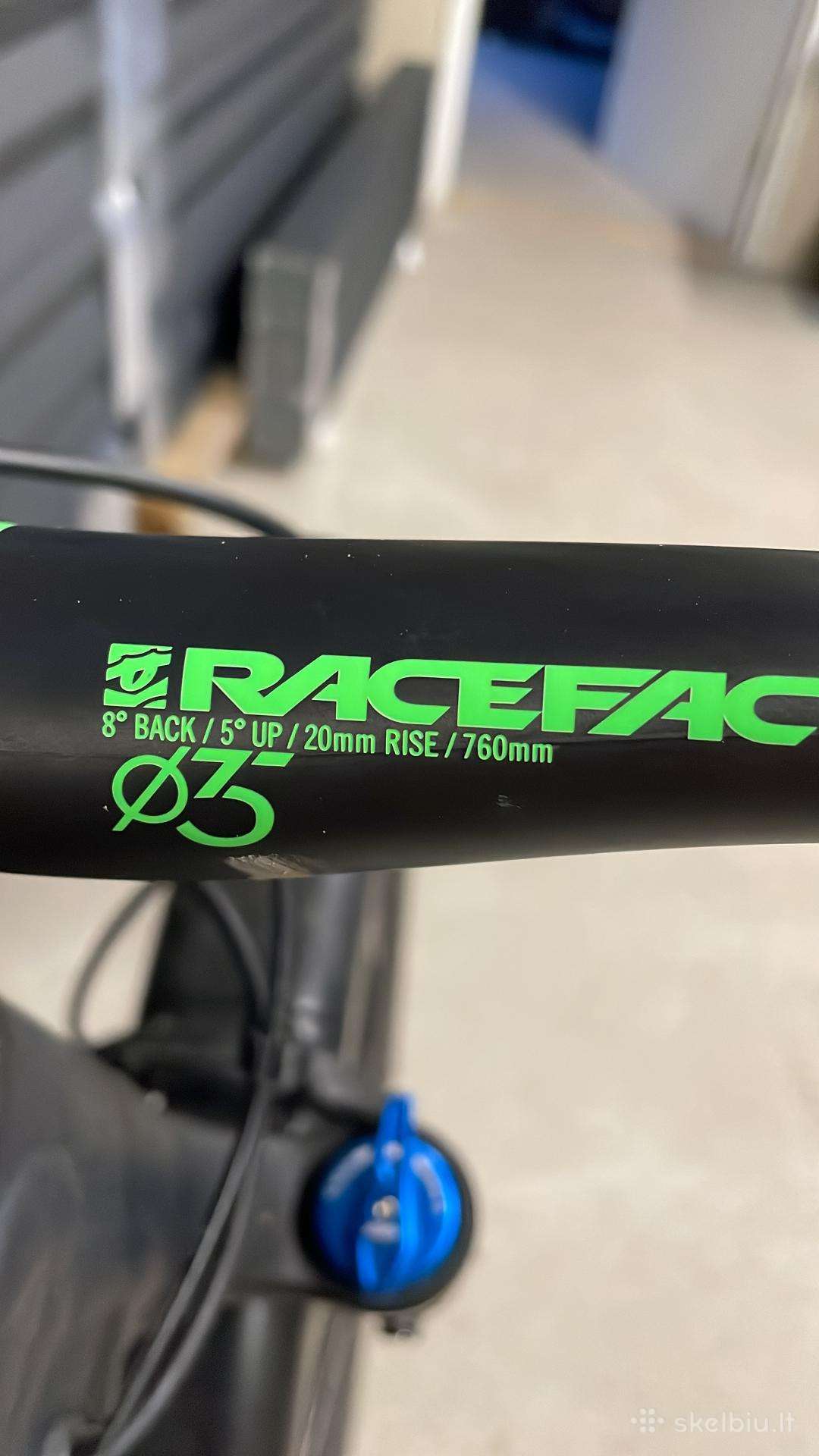 Race Face Next karboninis vairas