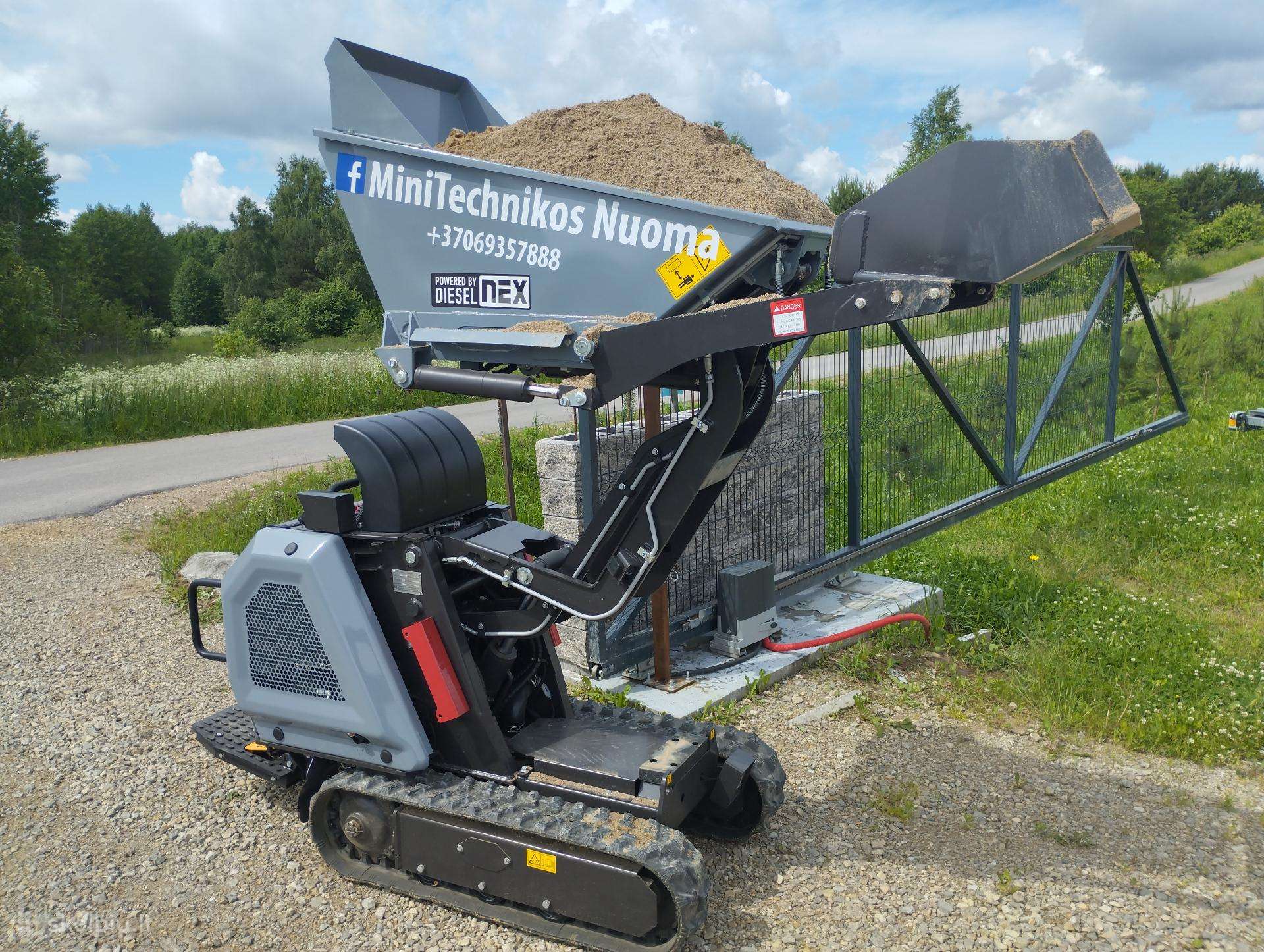 Kubota NX800, storage and loading equipment rental