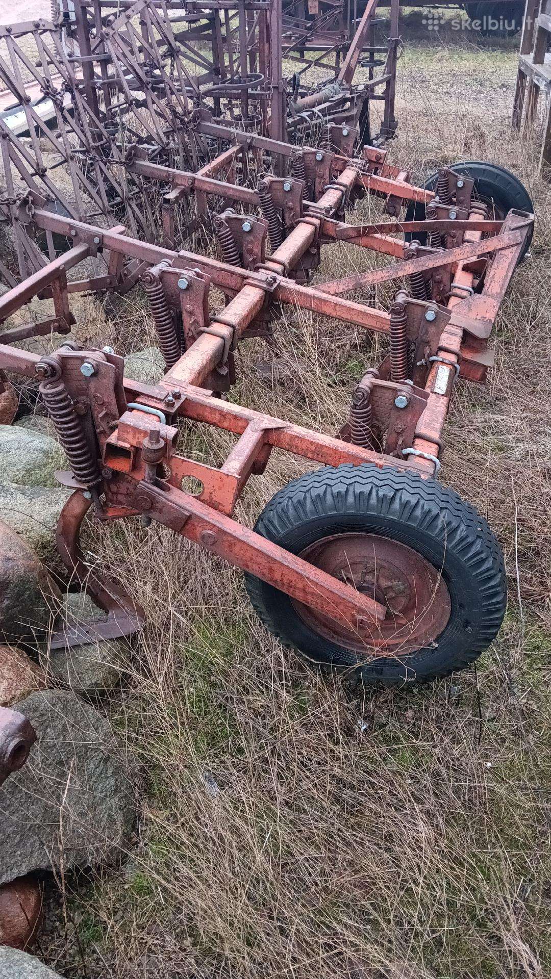 CHTZ T-150K, traktoriai