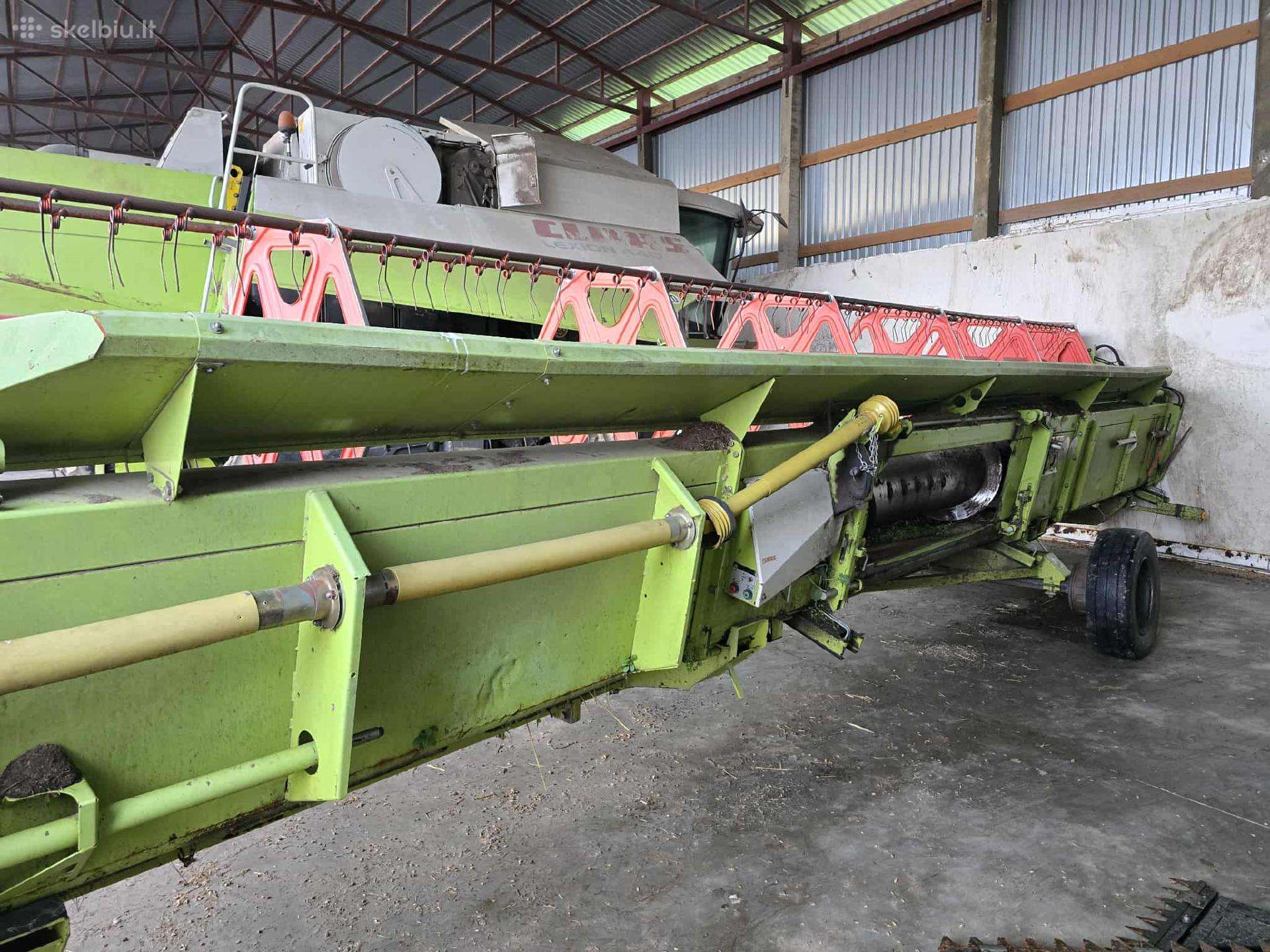 Claas Lexion 600, combine harvesters