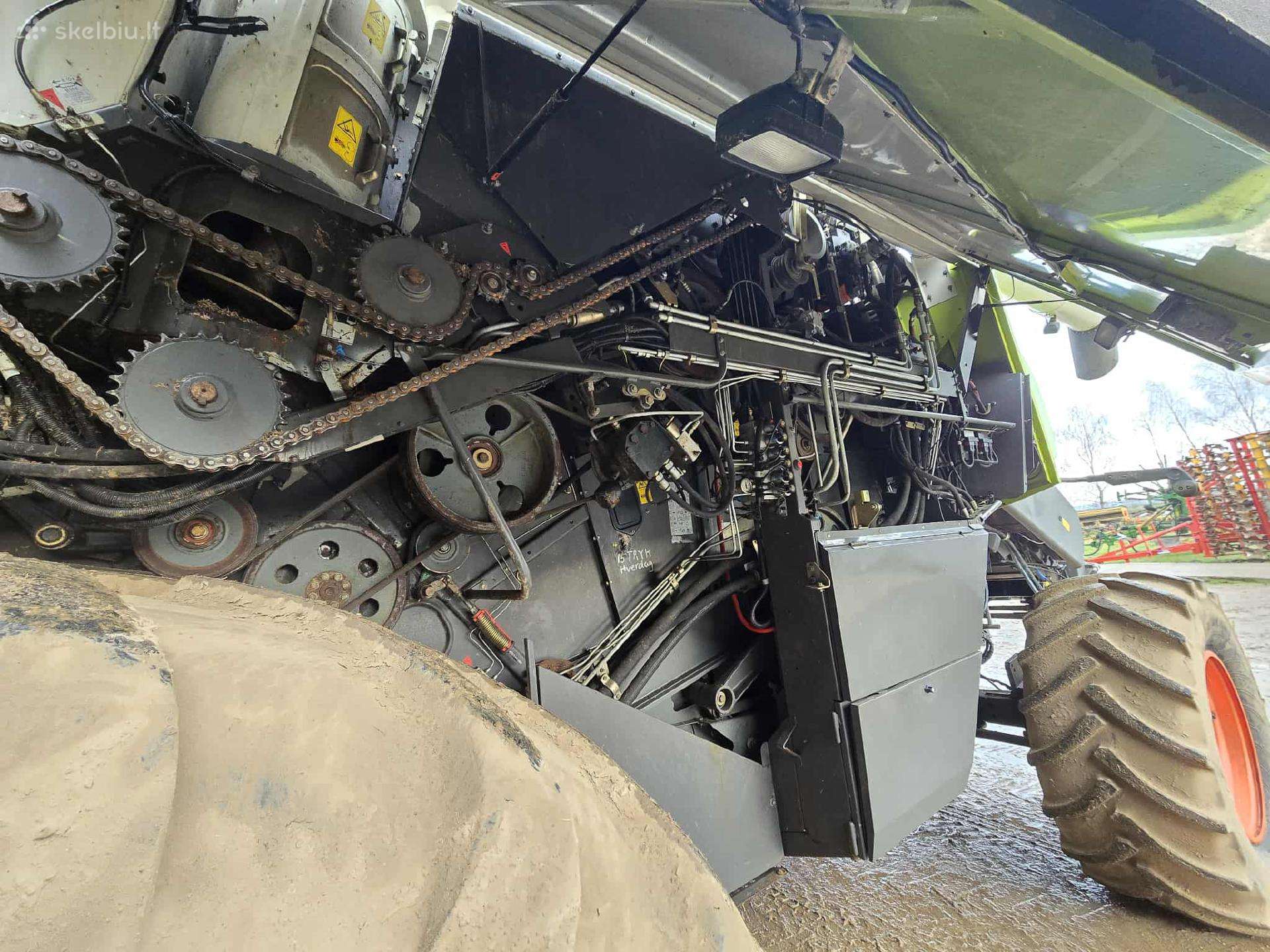 Claas Lexion 600, combine harvesters