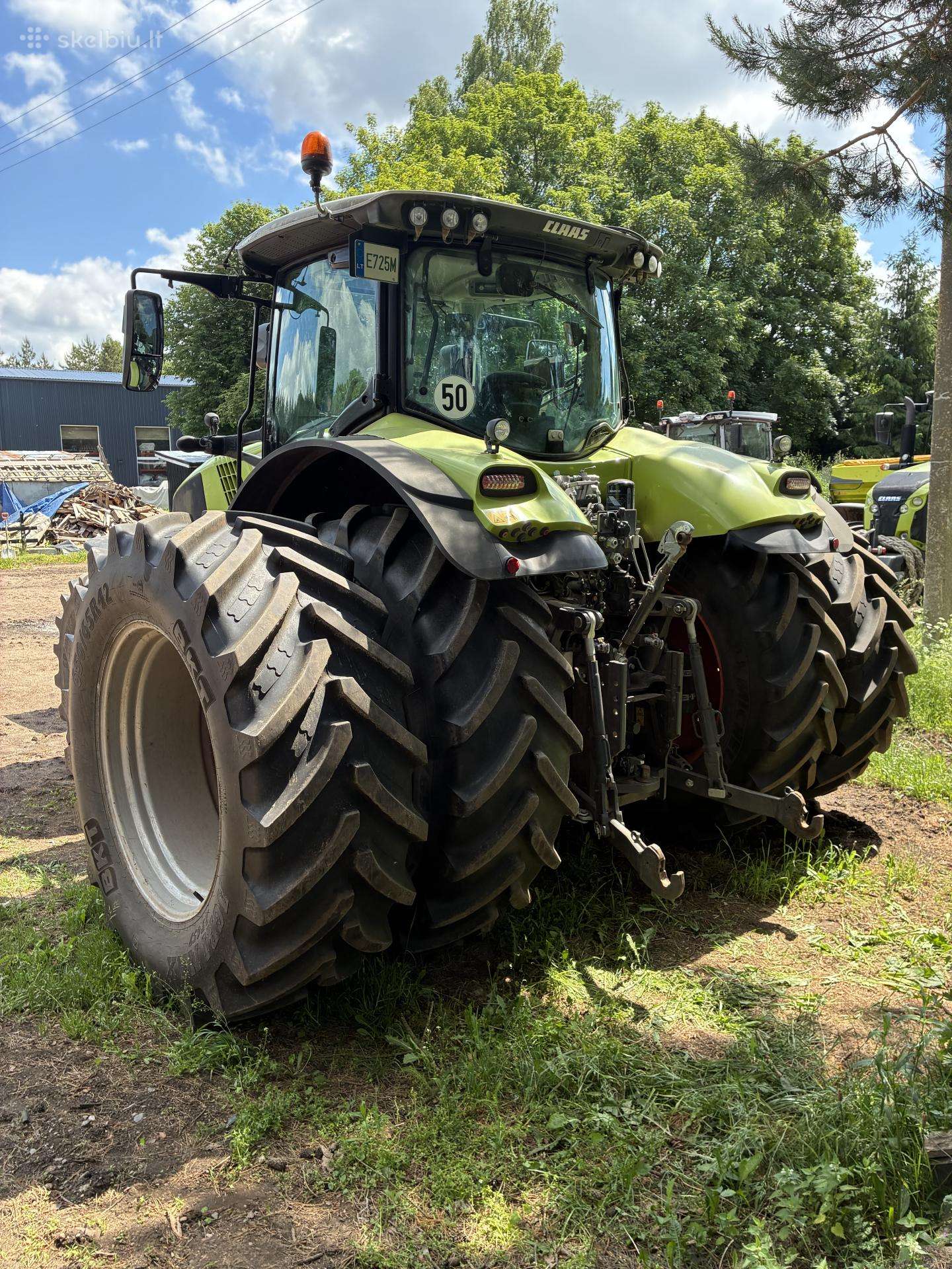 Claas 830, traktoriai