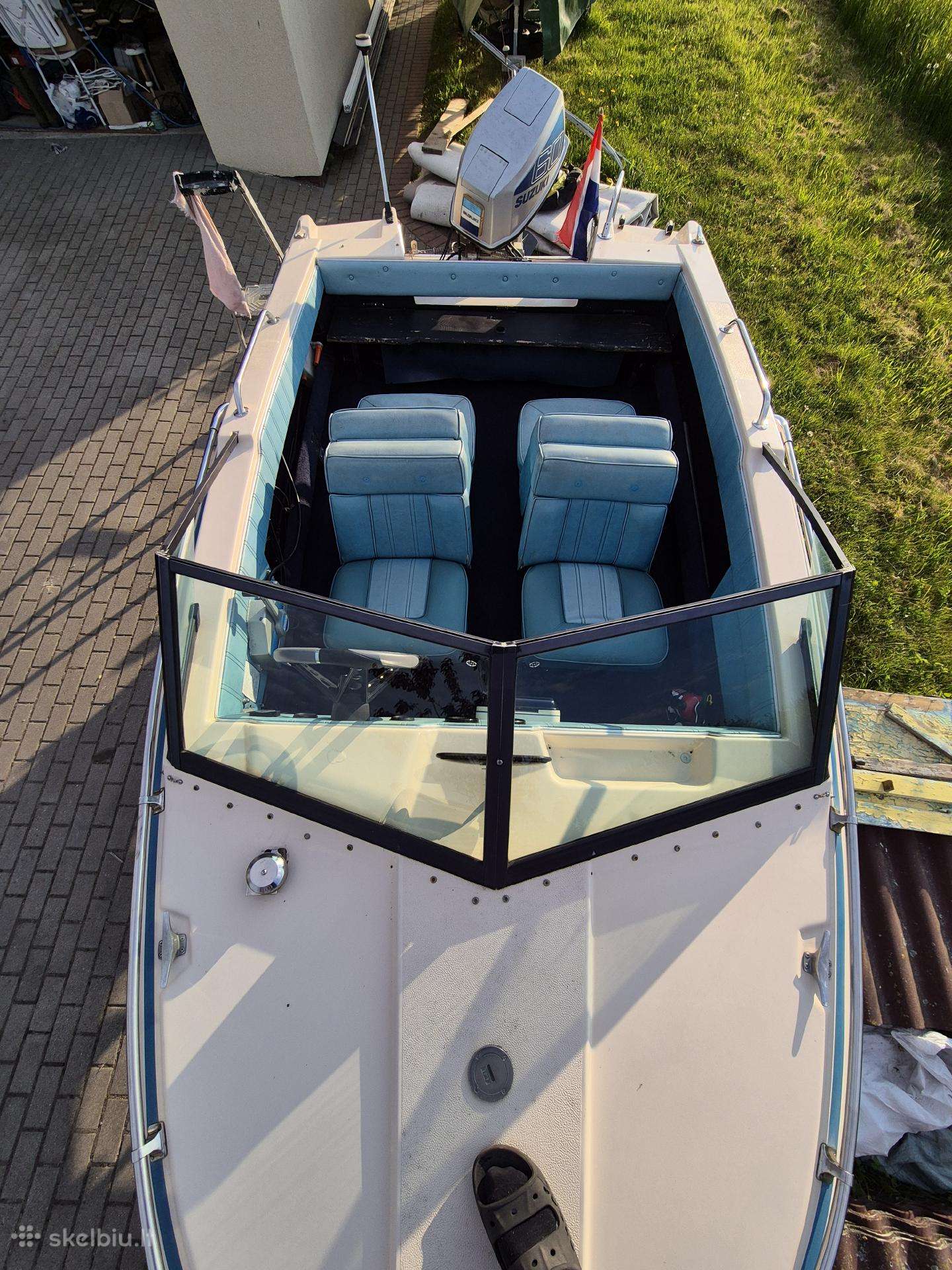 Glastron Lahaya, yachts / cruisers