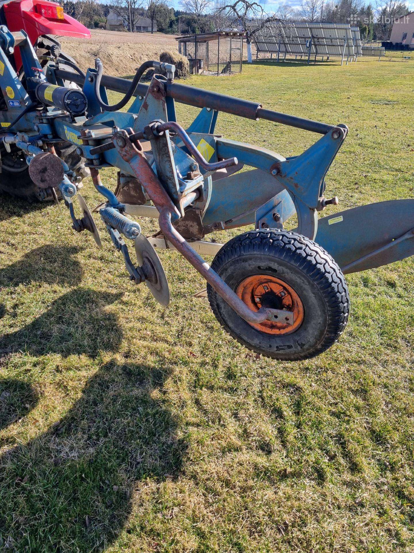Överum, ploughs